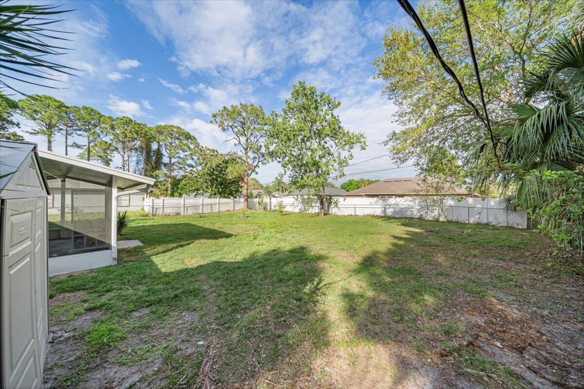 489 Wildwood Avenue SW