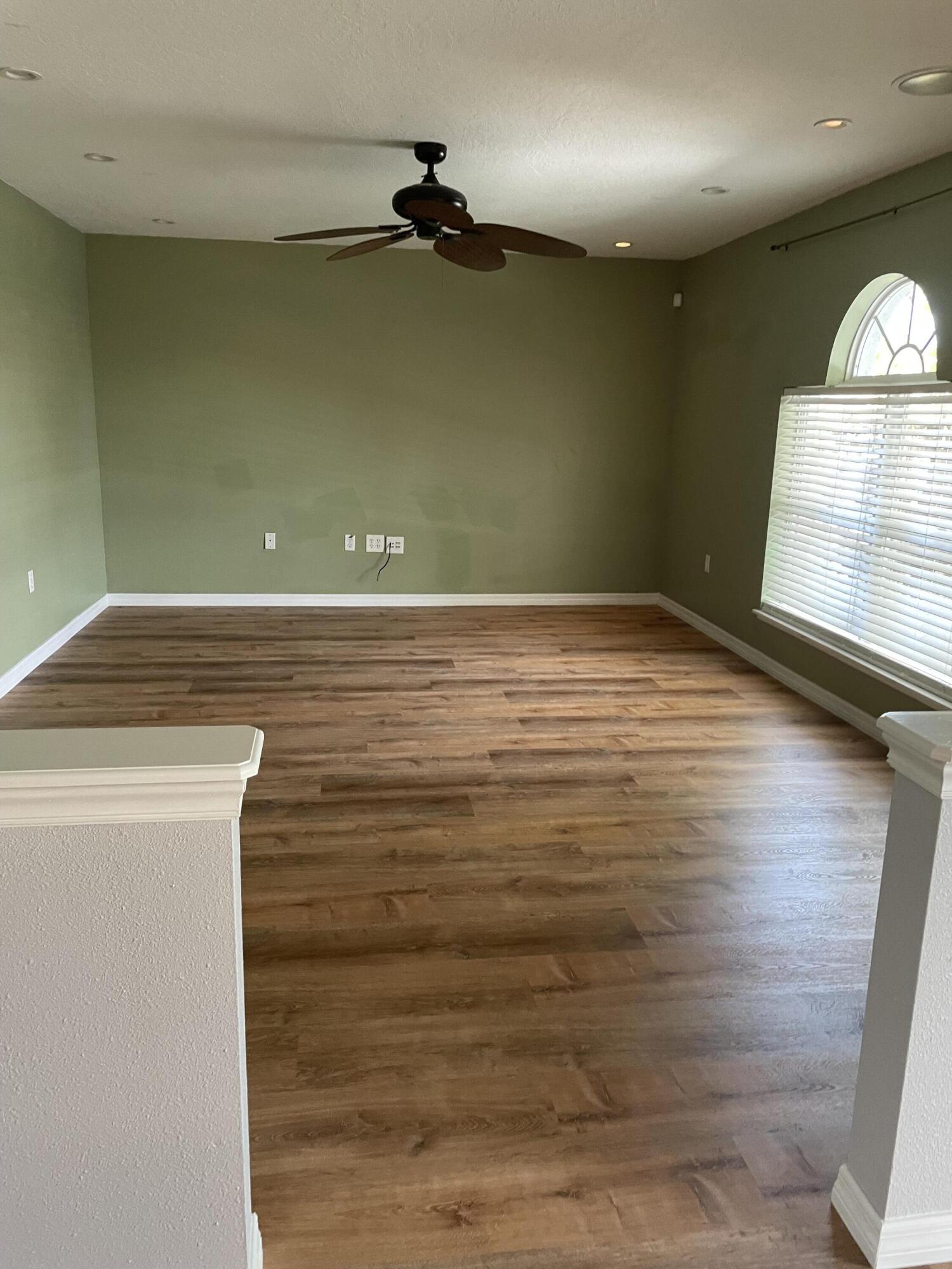 1665 NW Cains Avenue NW, Port Malabar Unit 44