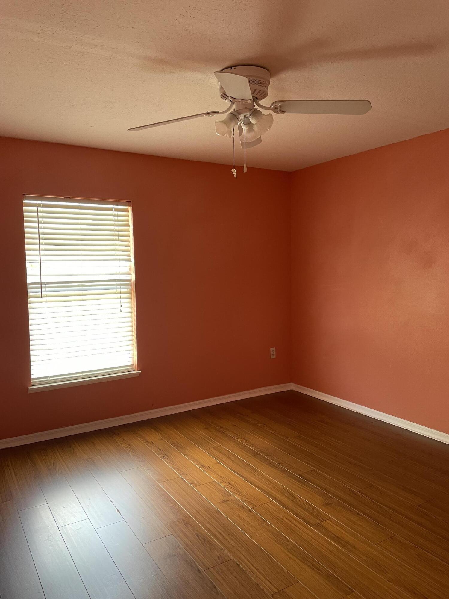 1665 NW Cains Avenue NW, Port Malabar Unit 44