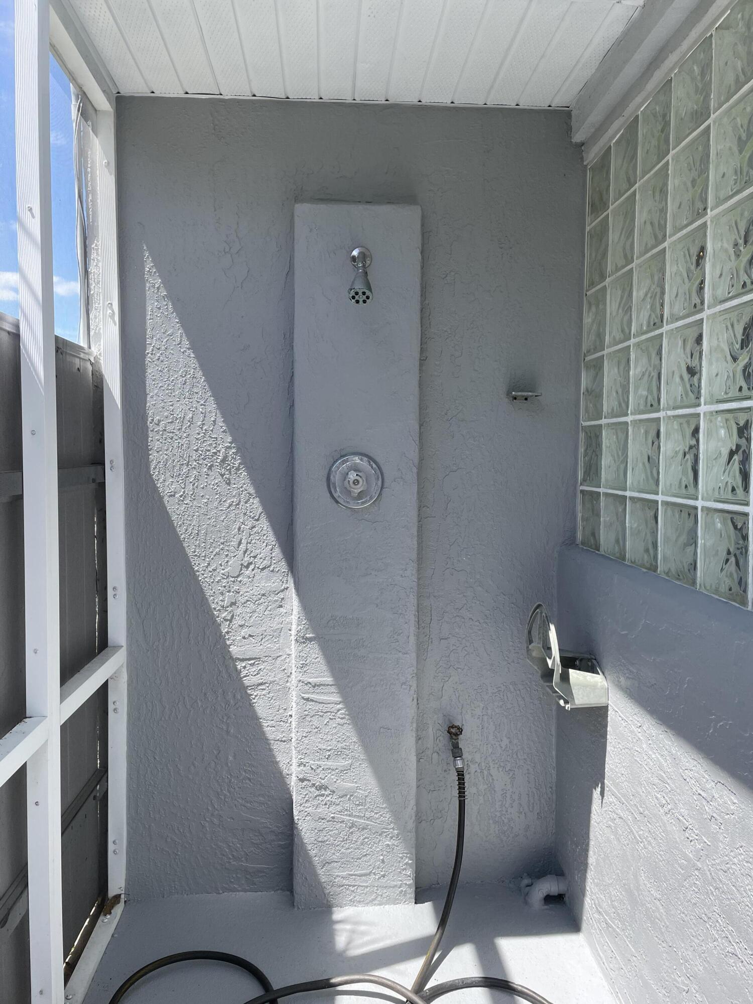 1665 NW Cains Avenue NW, Port Malabar Unit 44