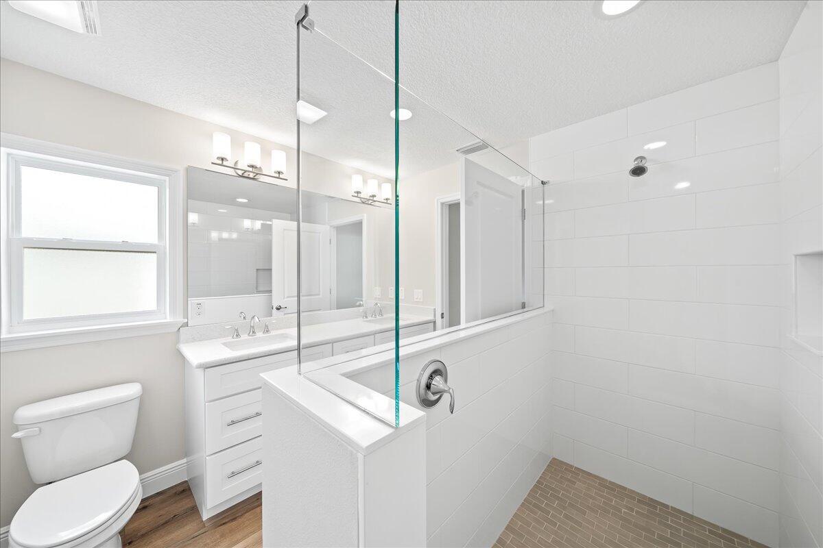 327 Eckert Street SE