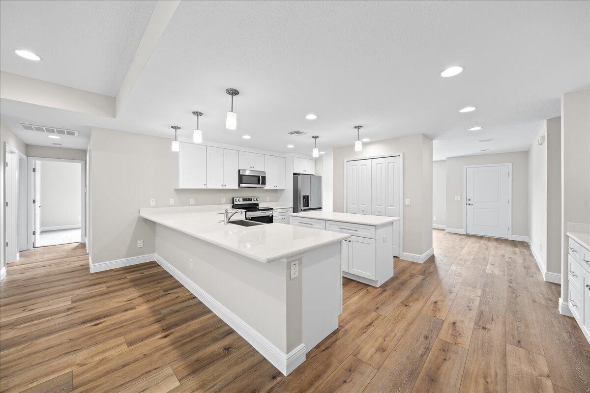 327 Eckert Street SE