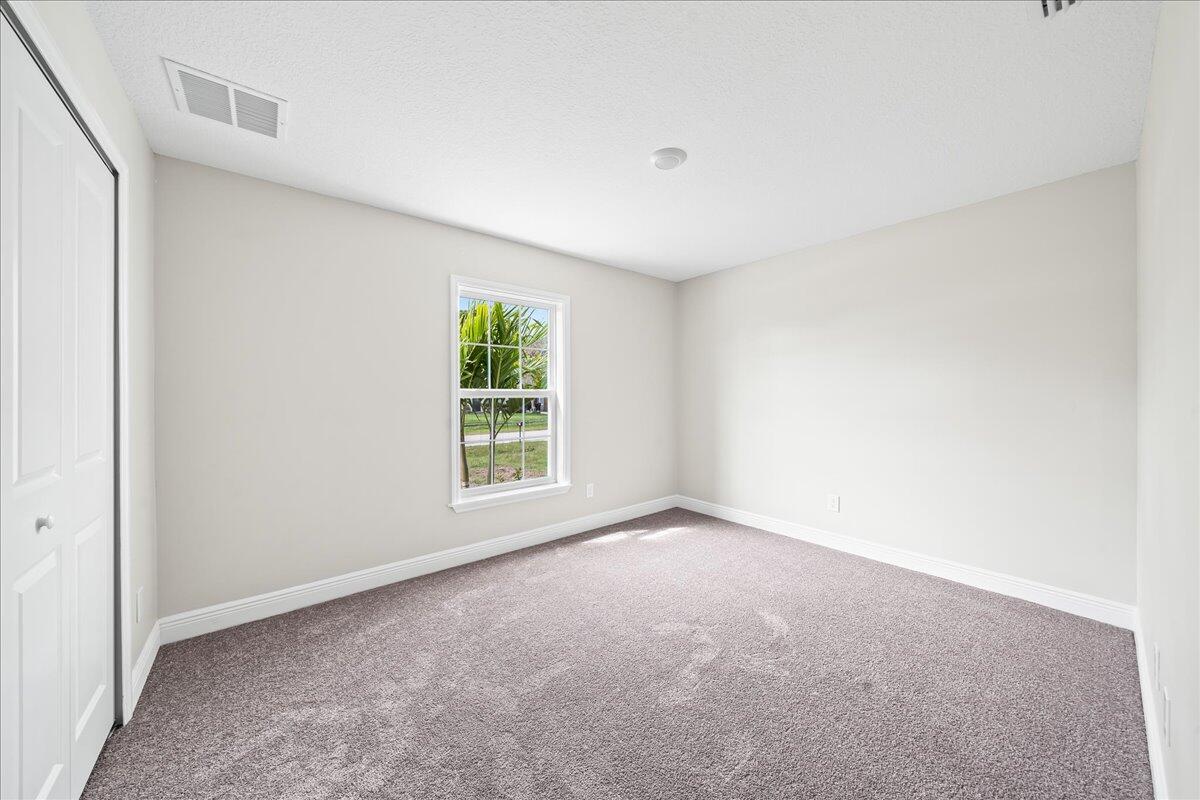 327 Eckert Street SE