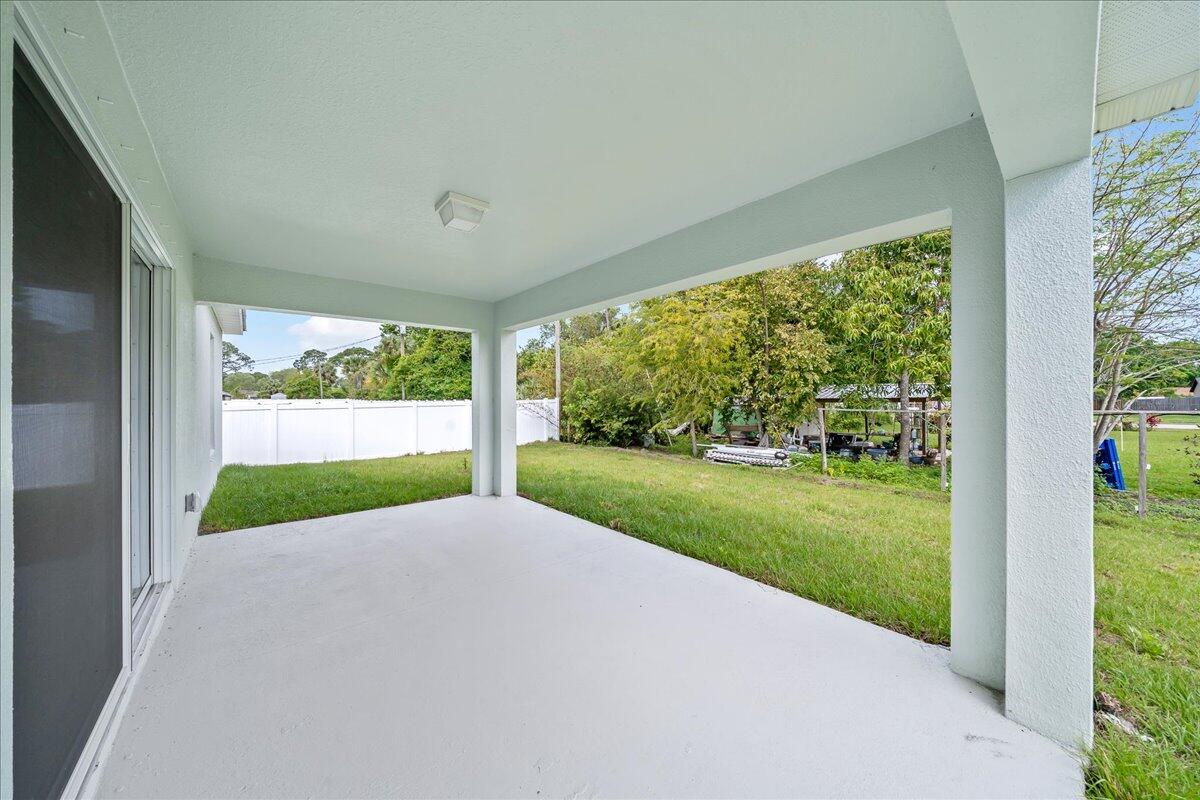 327 Eckert Street SE