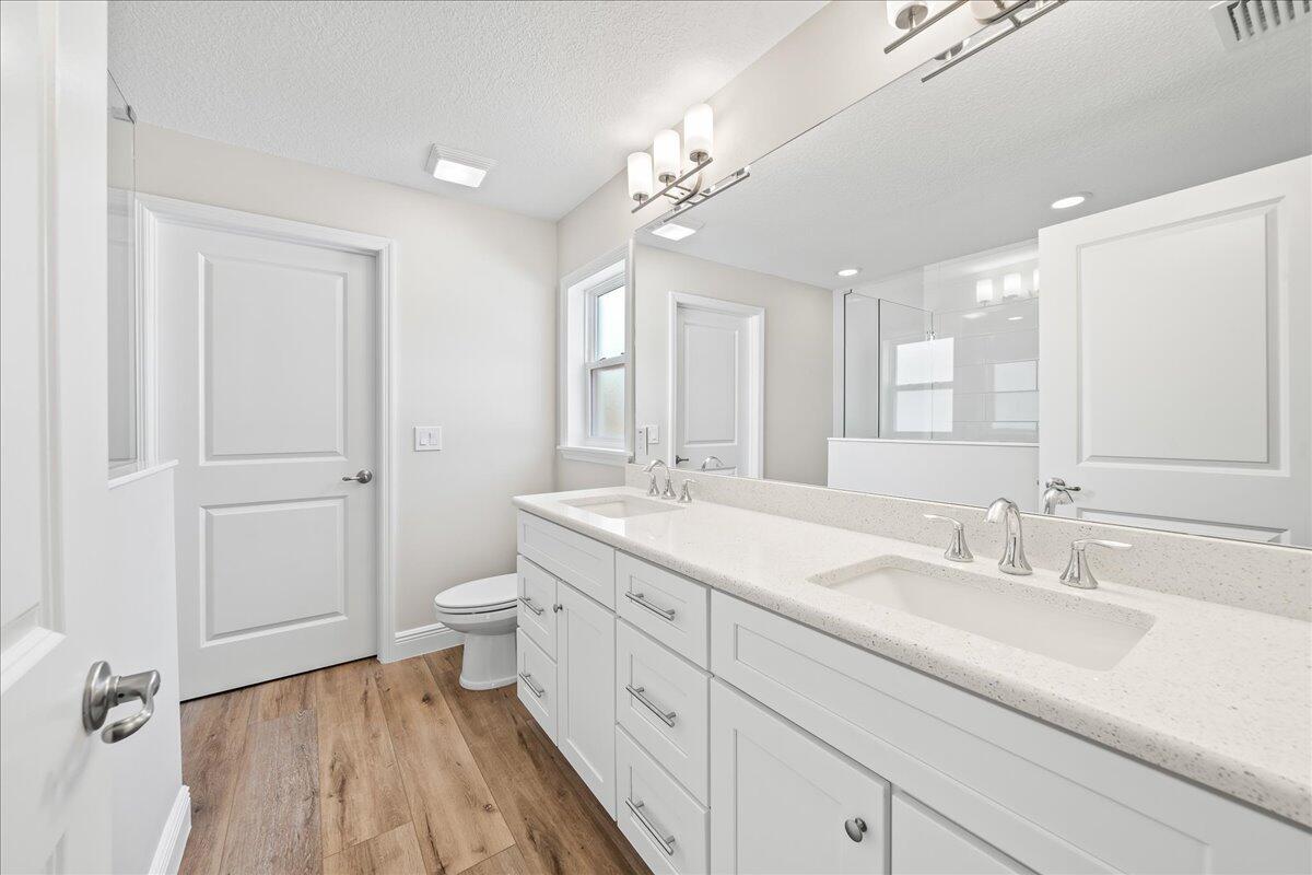 327 Eckert Street SE