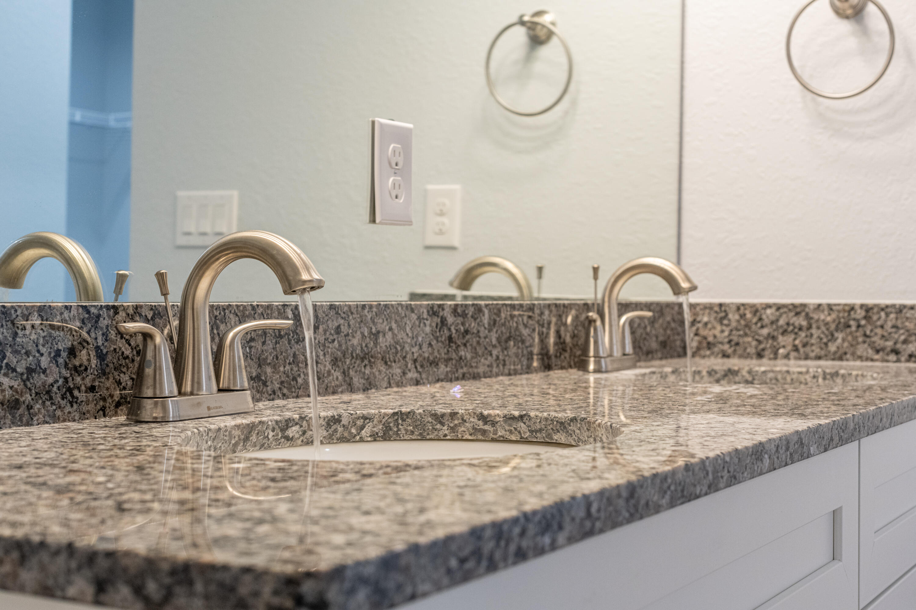 541 Fleetwood Street SW