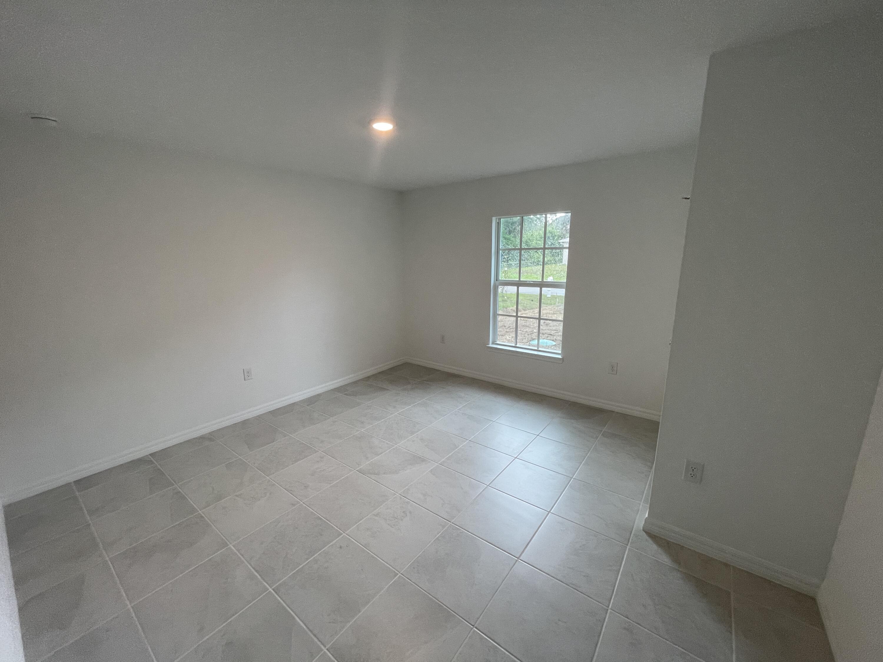 842 Buchanan Avenue SE