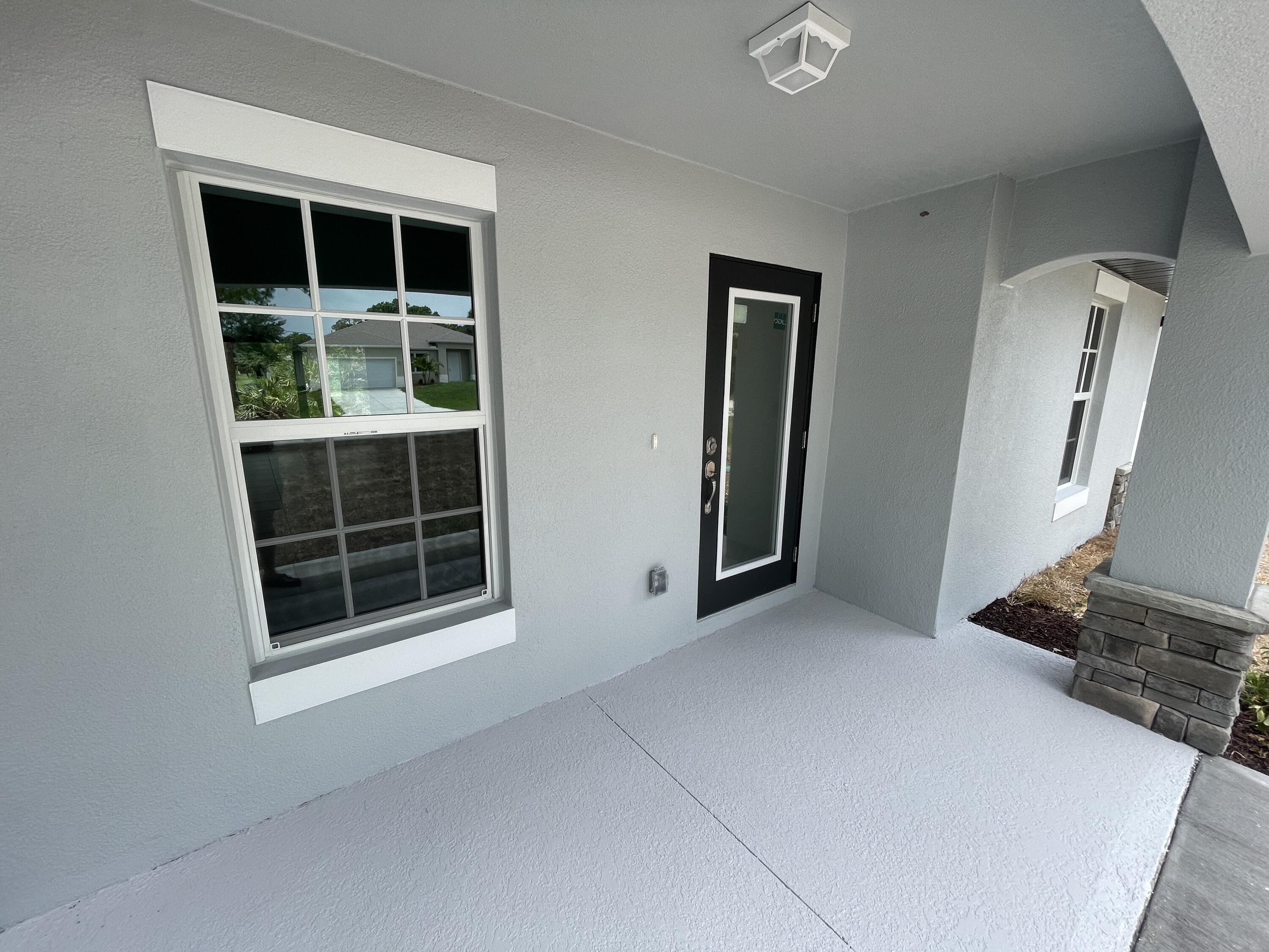 842 Buchanan Avenue SE