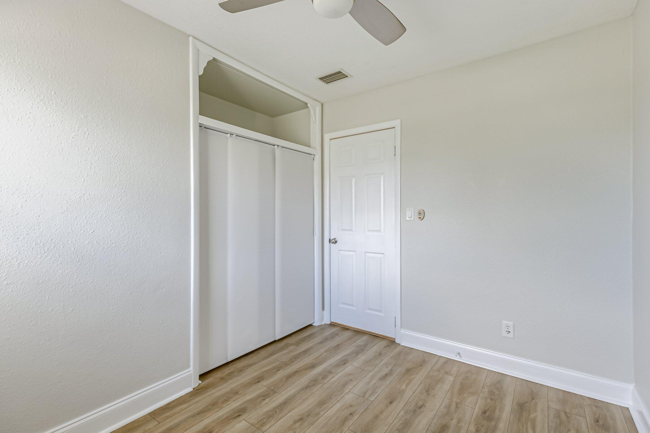 2223 Smathers Circle N