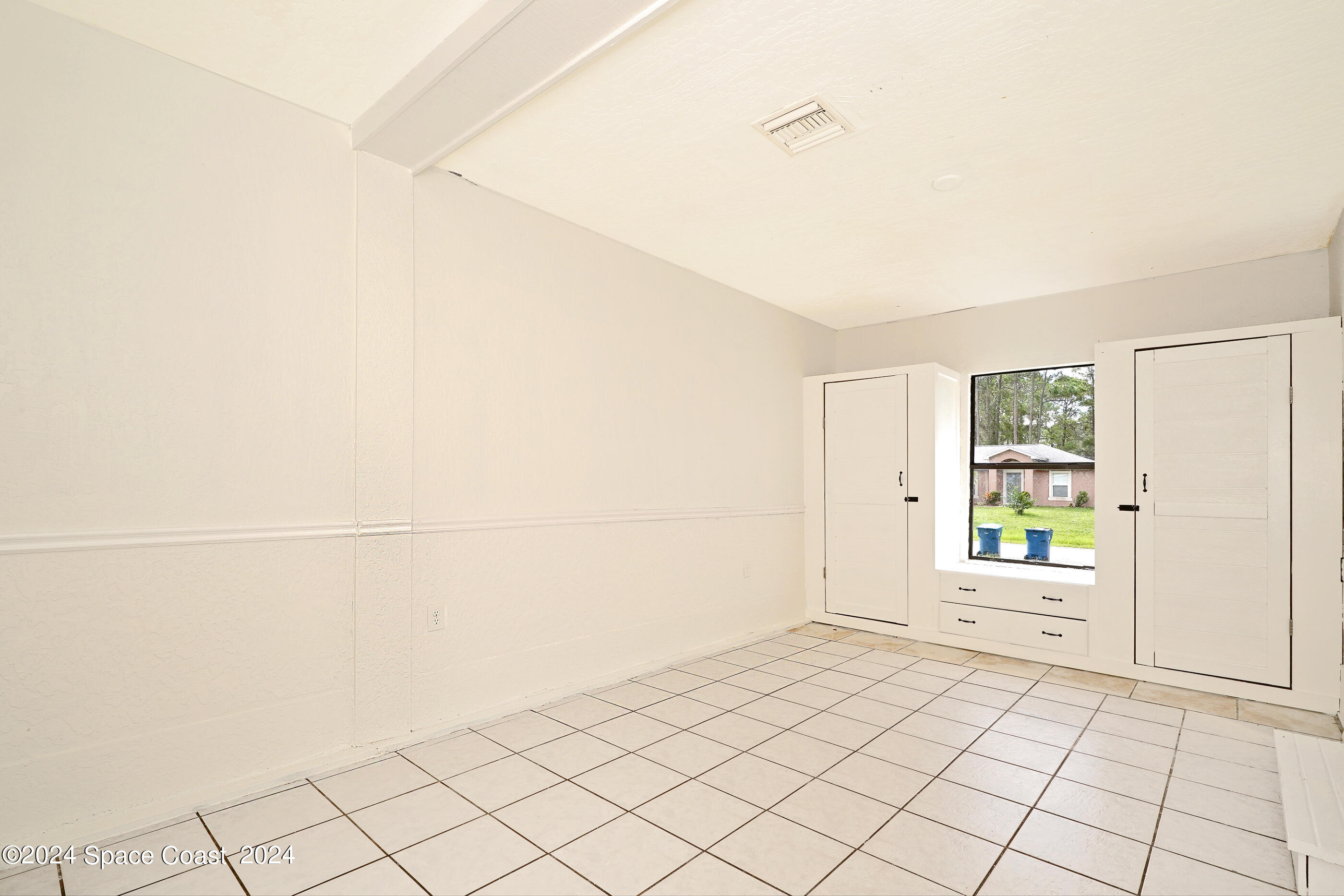 437 Truvall Street SW