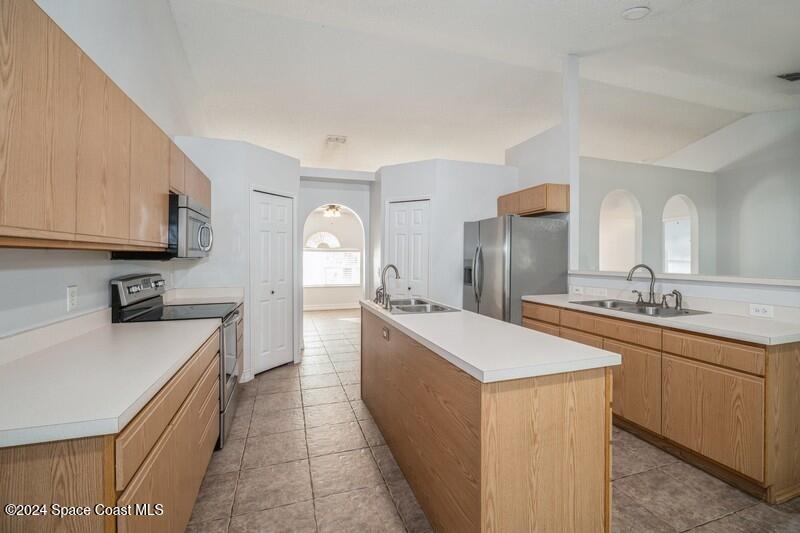 701 Ballon Terrace SE