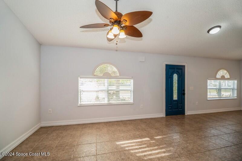 701 Ballon Terrace SE