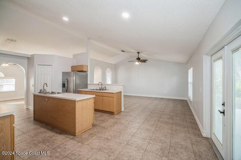 701 Ballon Terrace SE