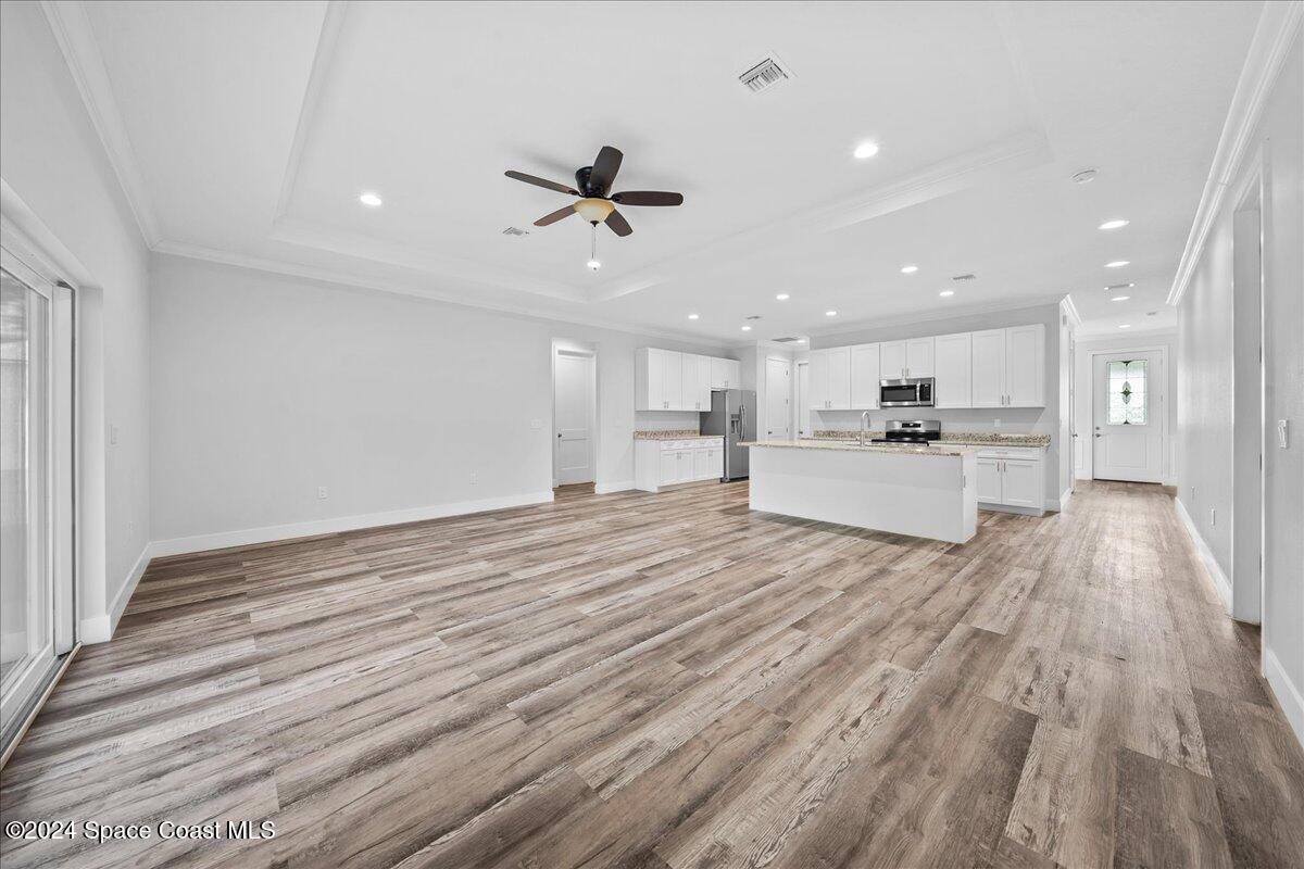 1081 Quesada Street SE