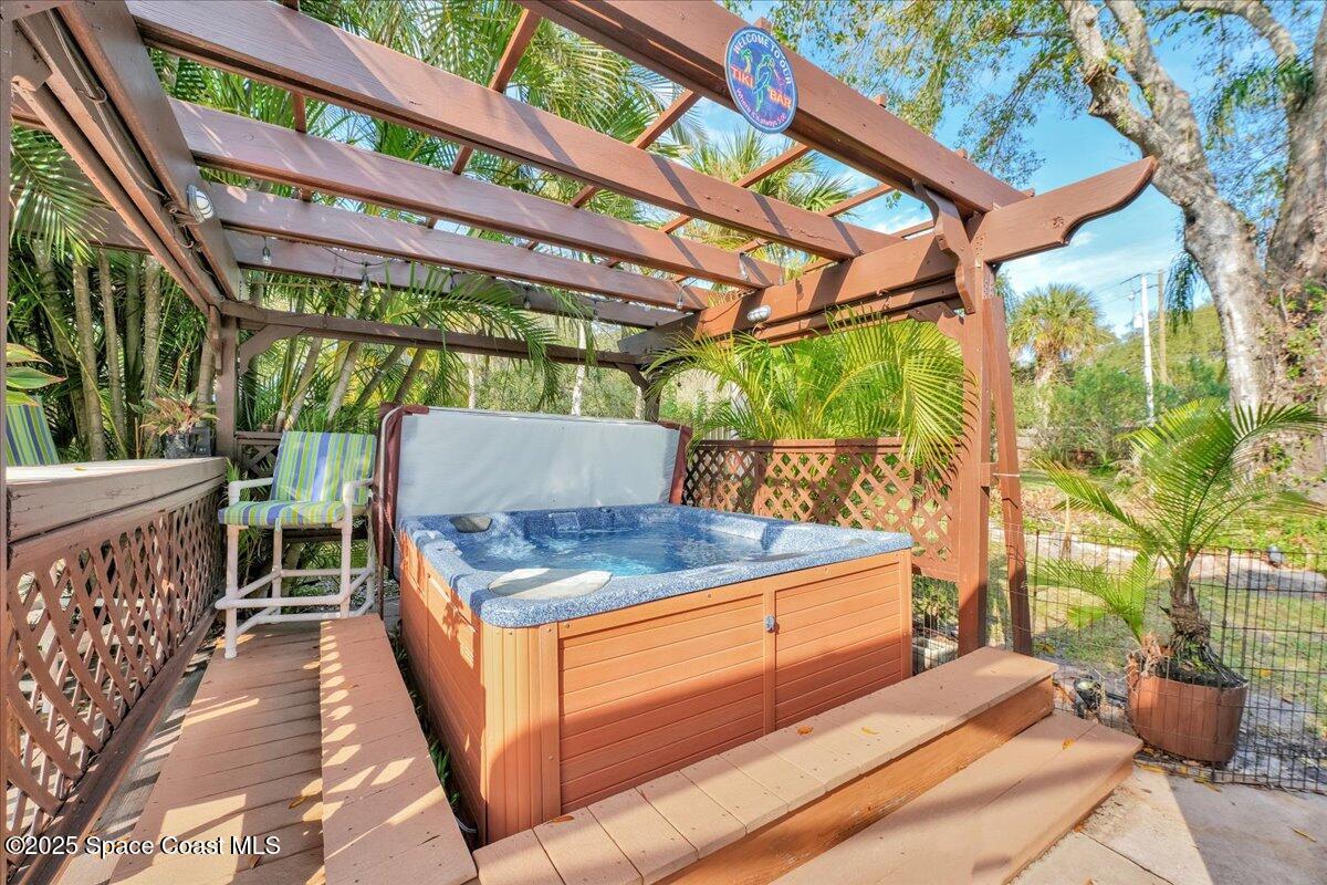 1282 Cimarron Circle NE