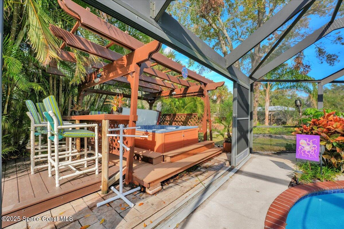 1282 Cimarron Circle NE