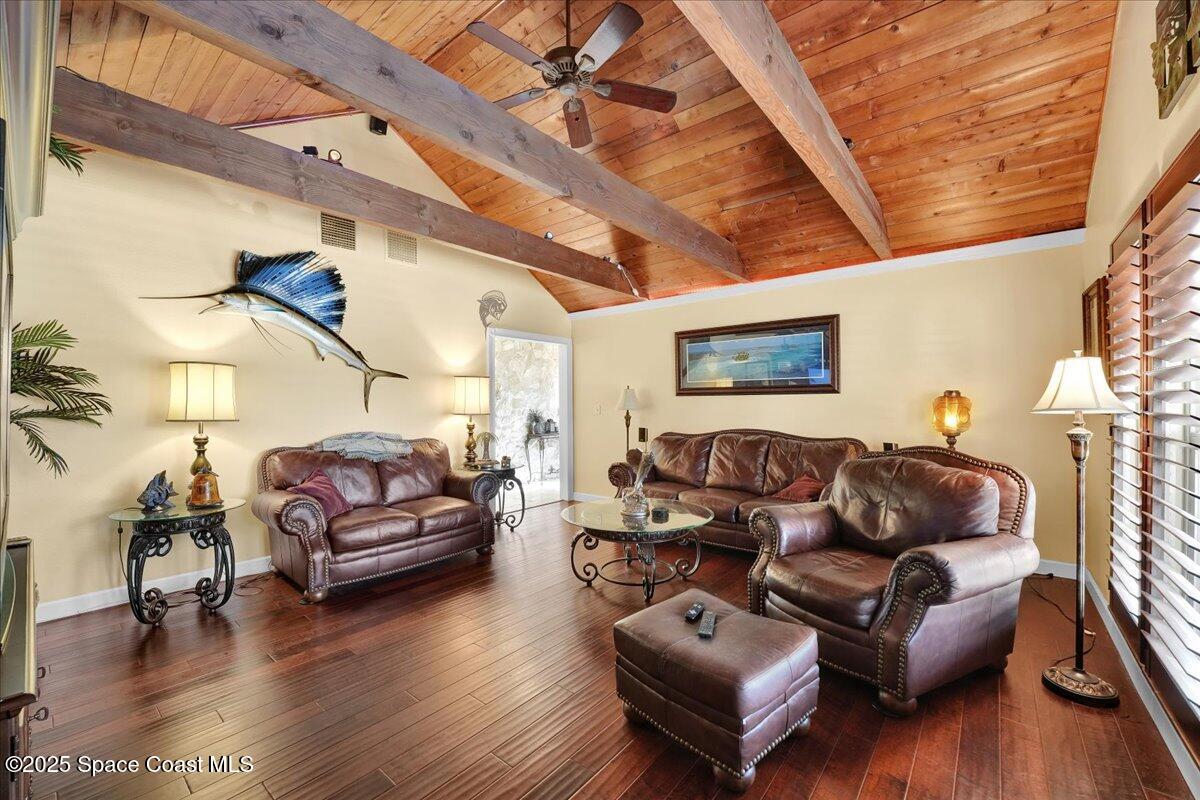 1282 Cimarron Circle NE