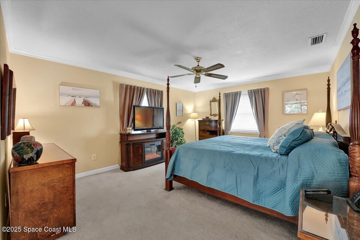 1282 Cimarron Circle NE