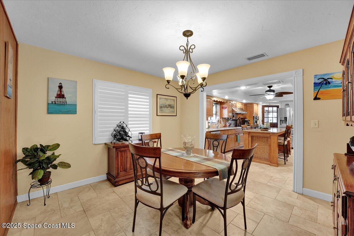 1282 Cimarron Circle NE