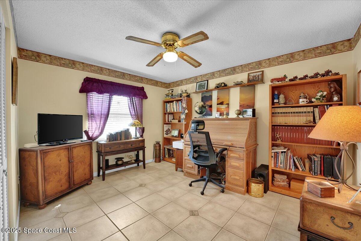 1282 Cimarron Circle NE