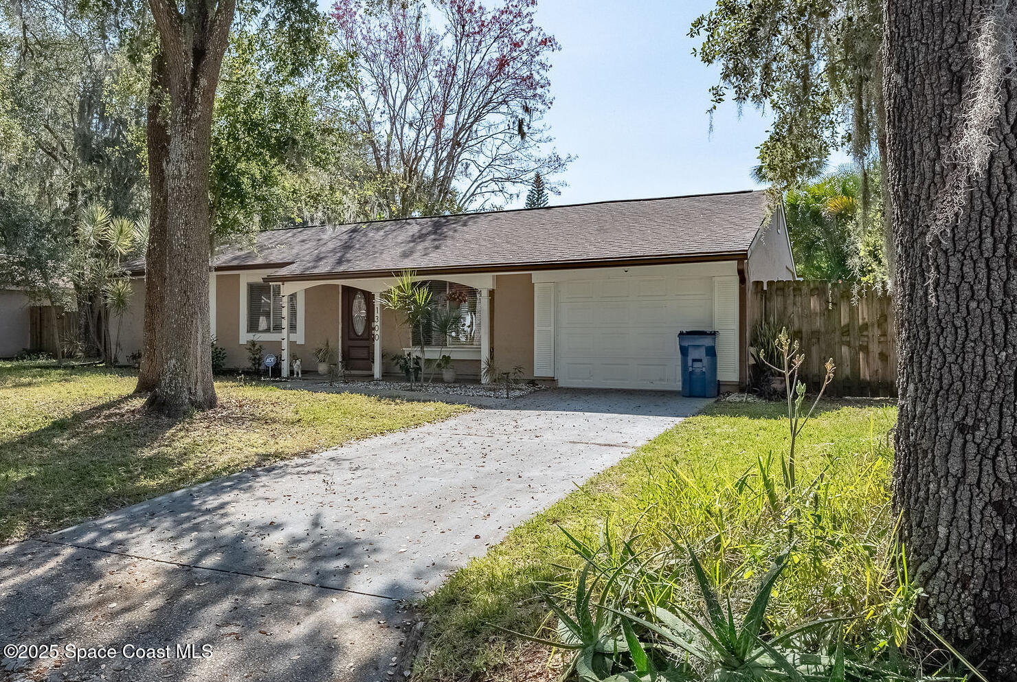 1300 Knollwood Road NE