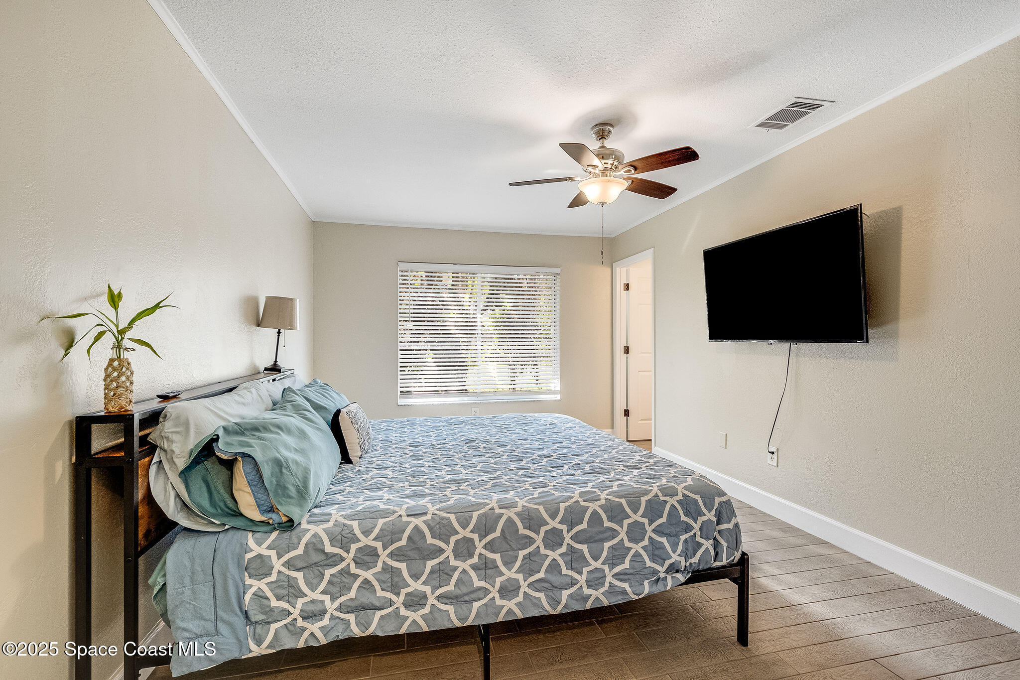 1300 Knollwood Road NE