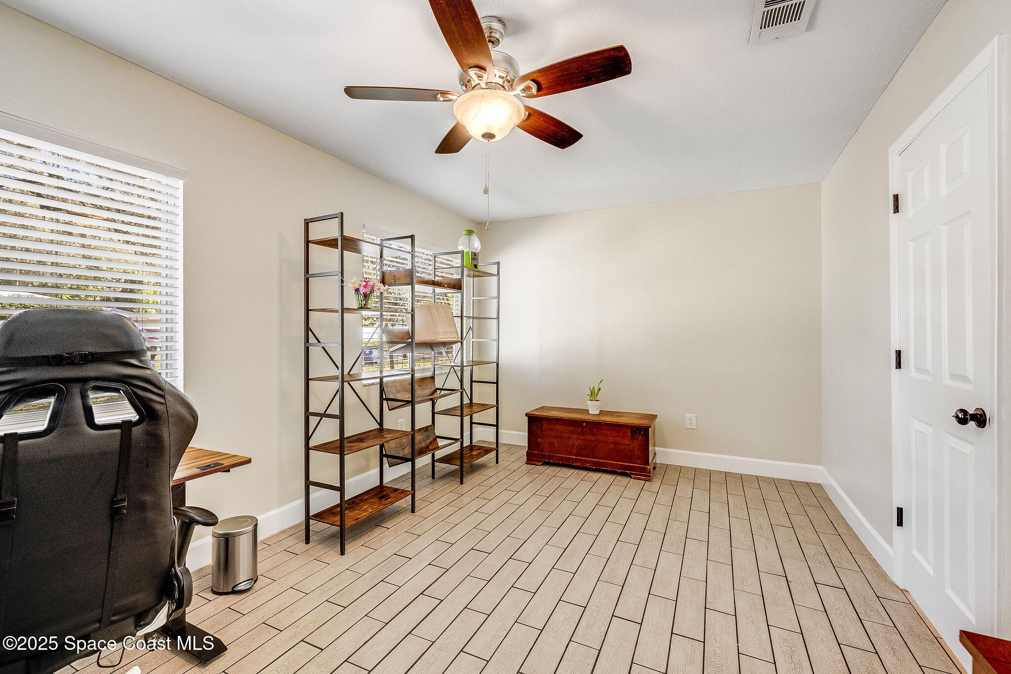 1300 Knollwood Road NE