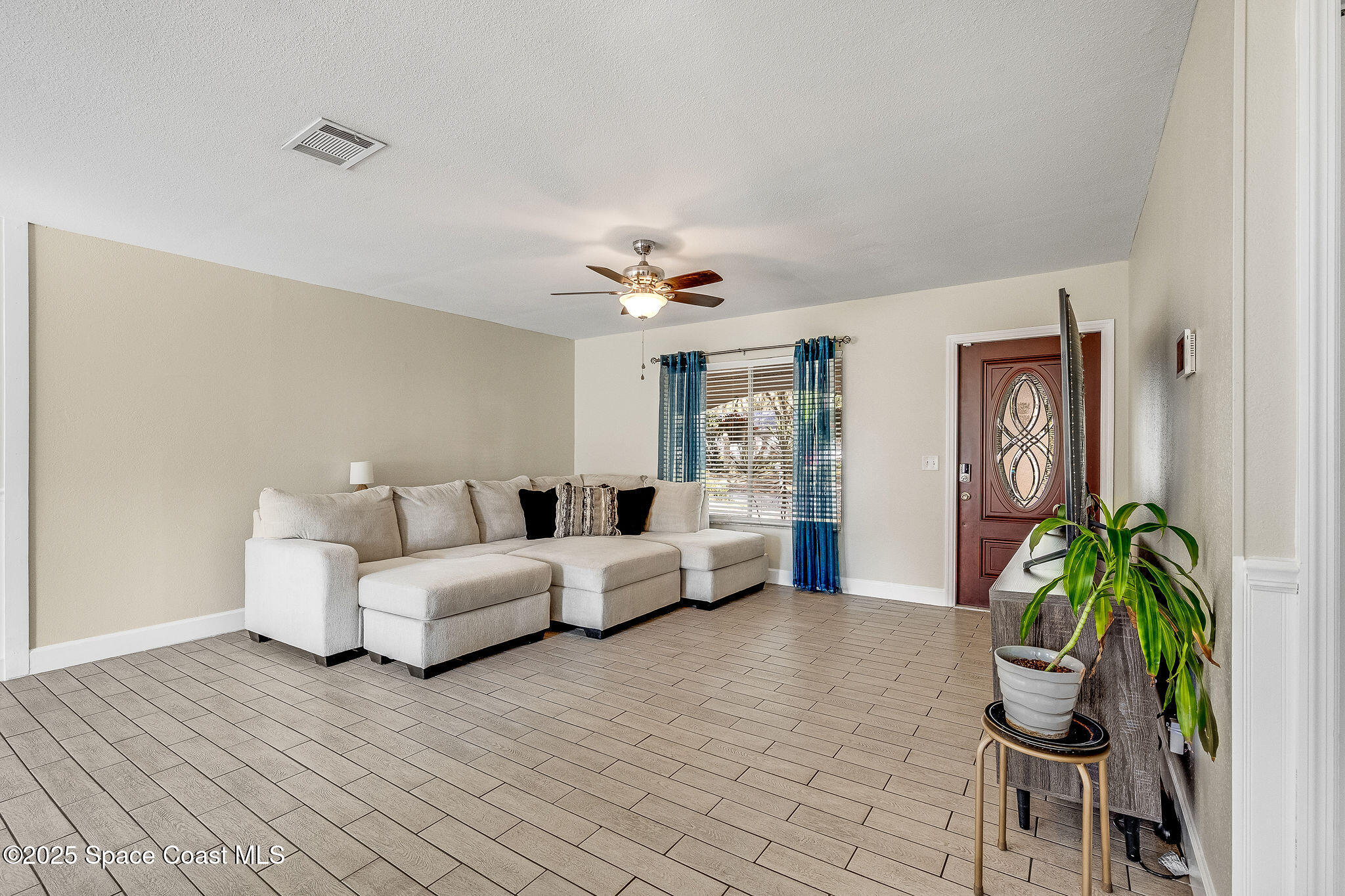 1300 Knollwood Road NE