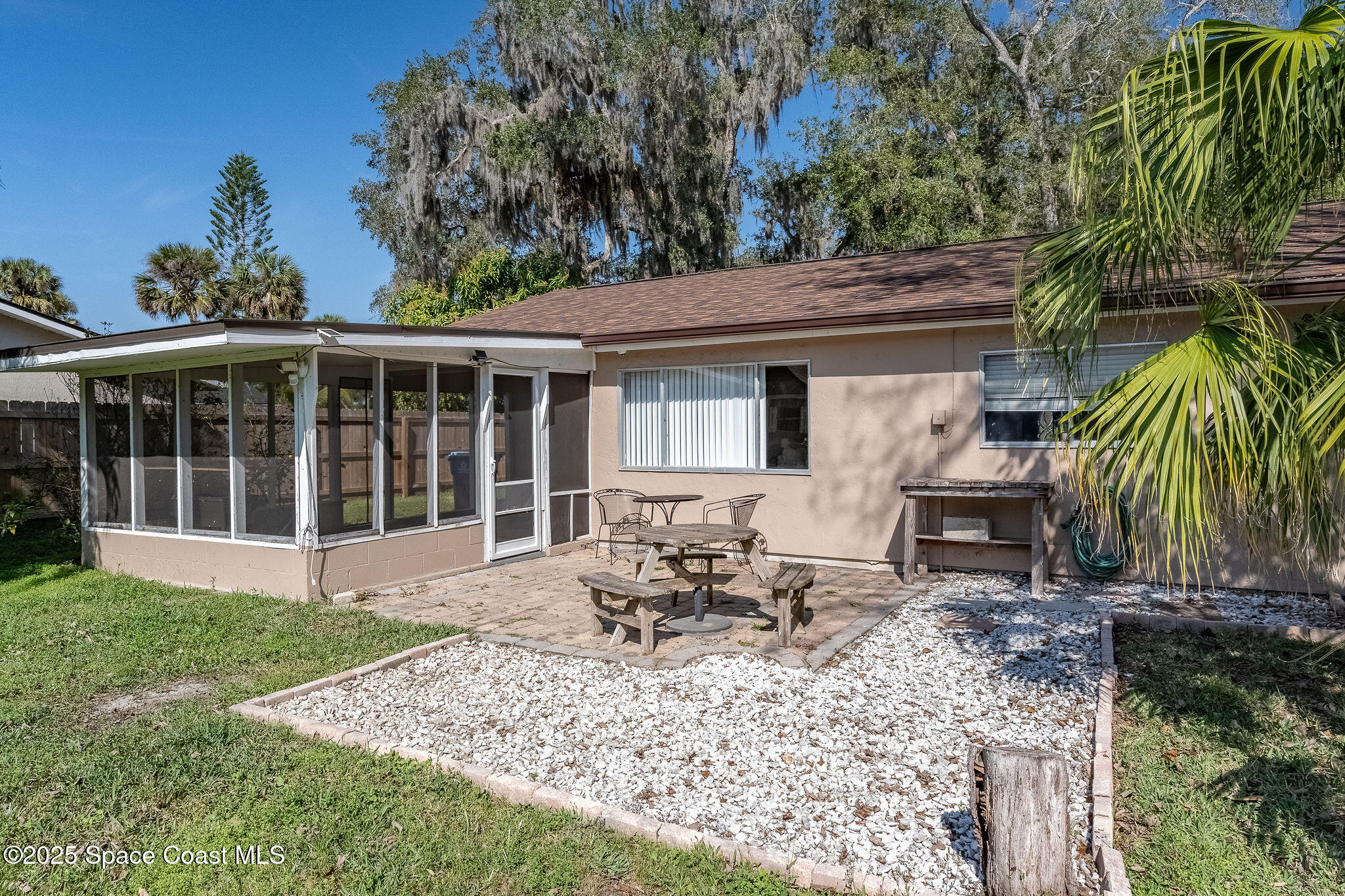 1300 Knollwood Road NE