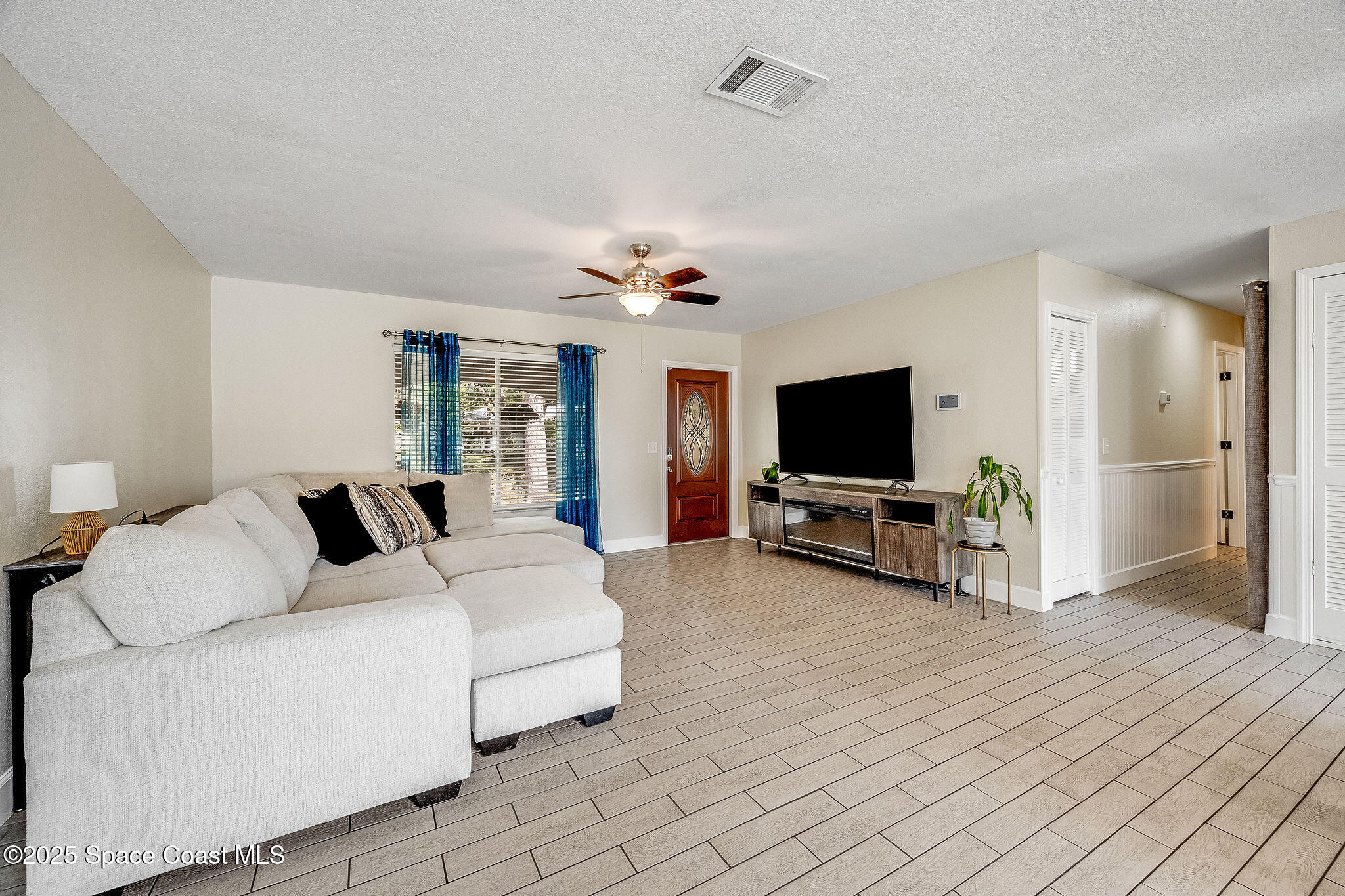 1300 Knollwood Road NE