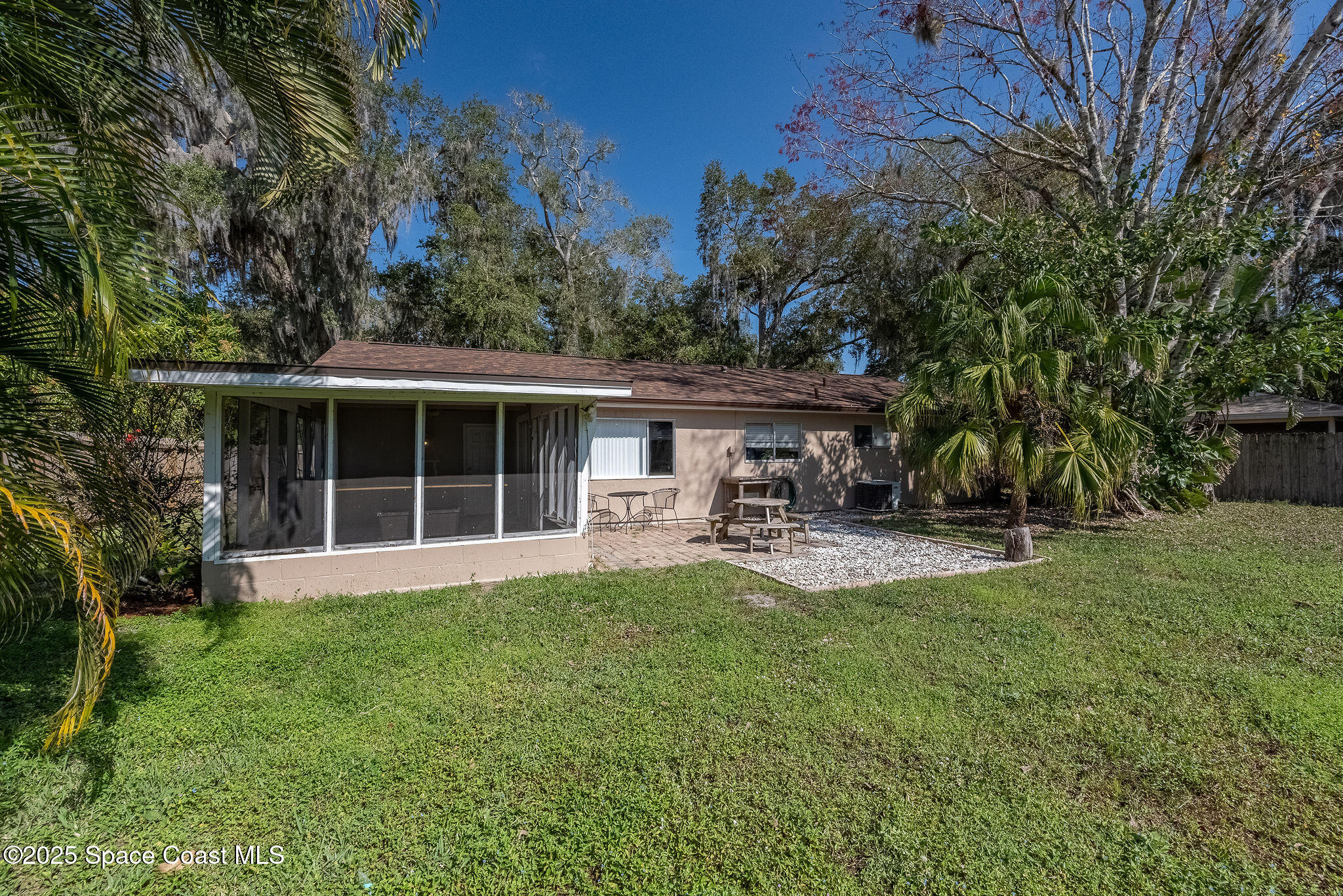 1300 Knollwood Road NE