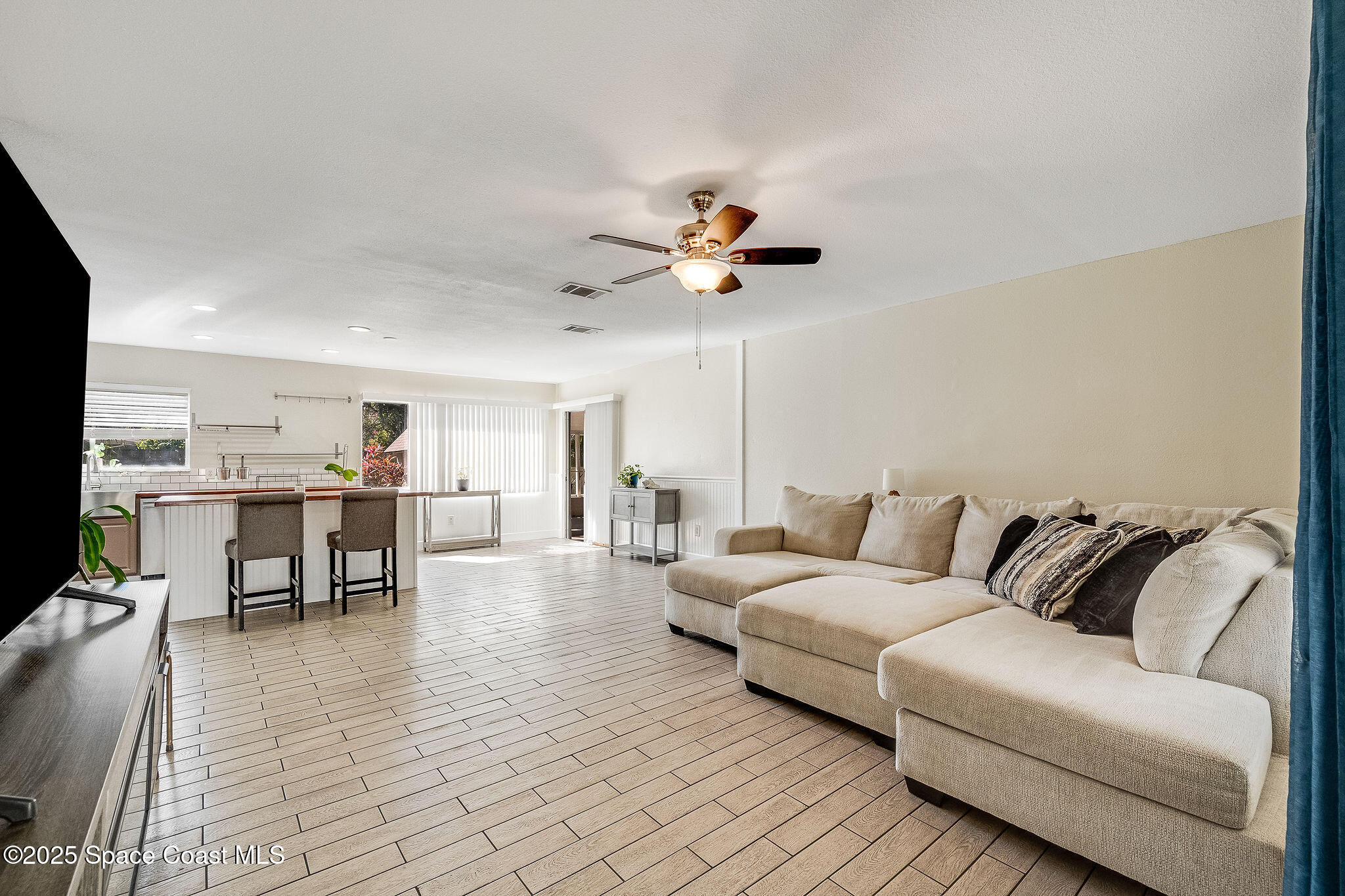 1300 Knollwood Road NE