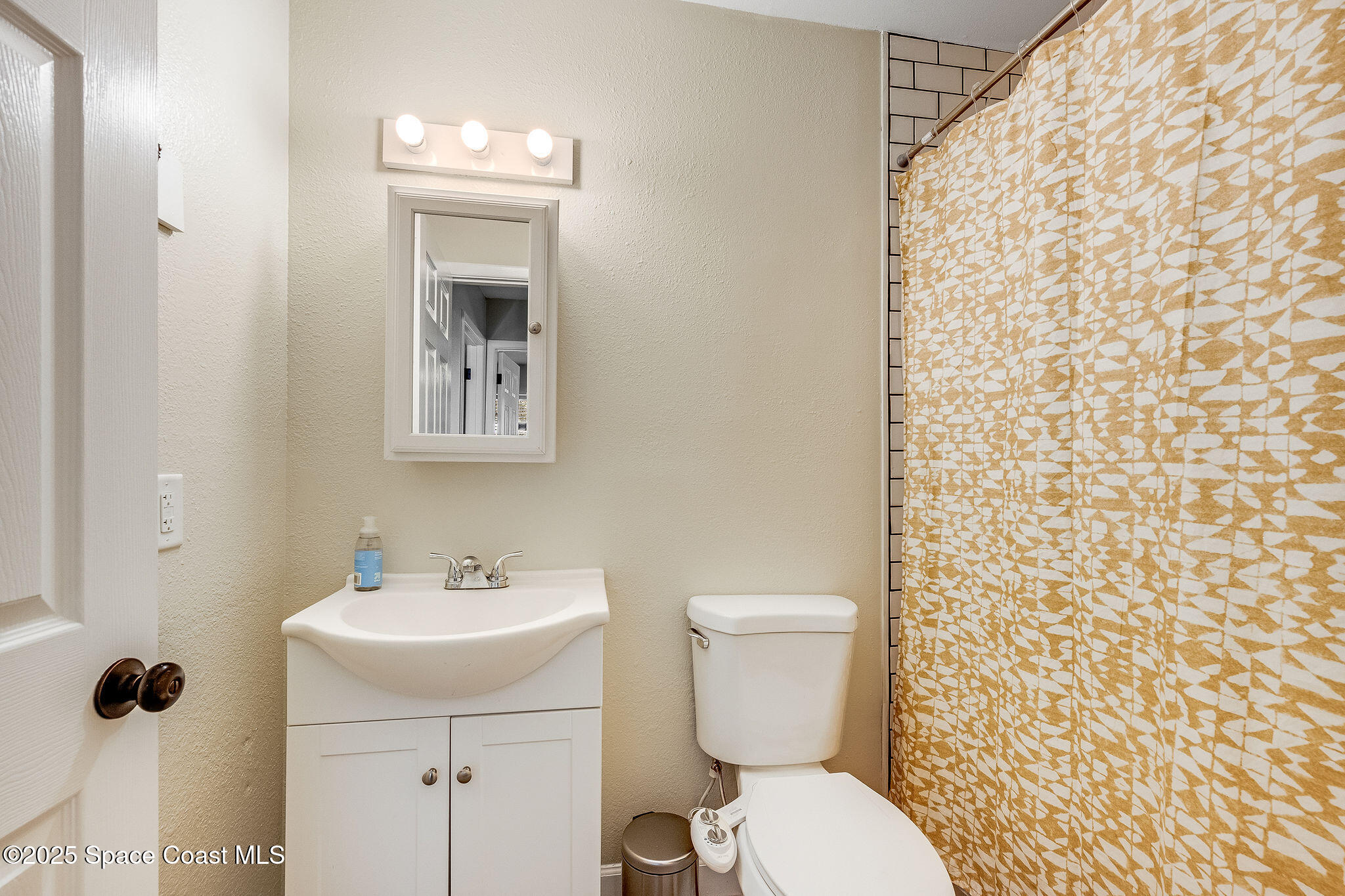 1300 Knollwood Road NE