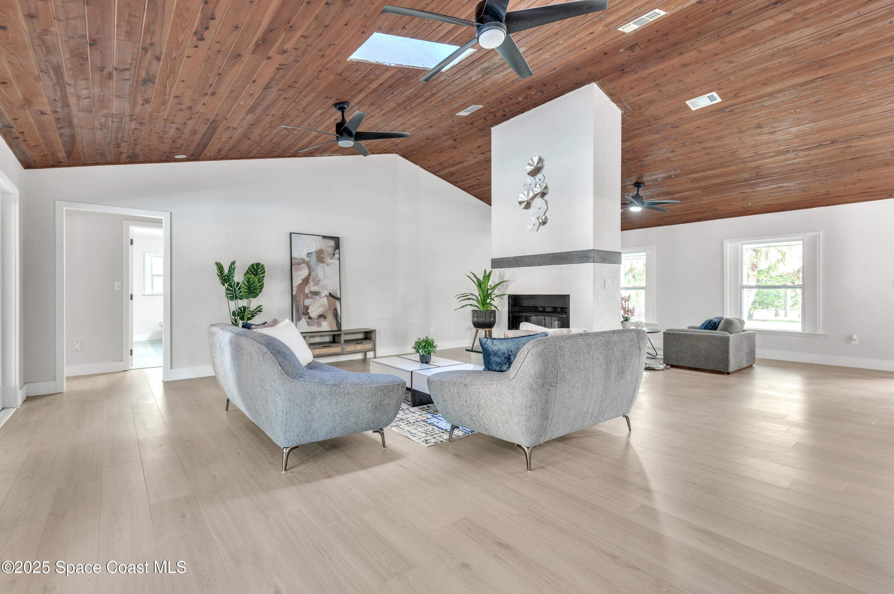 1596 Farnsworth Avenue, Grant-Valkaria