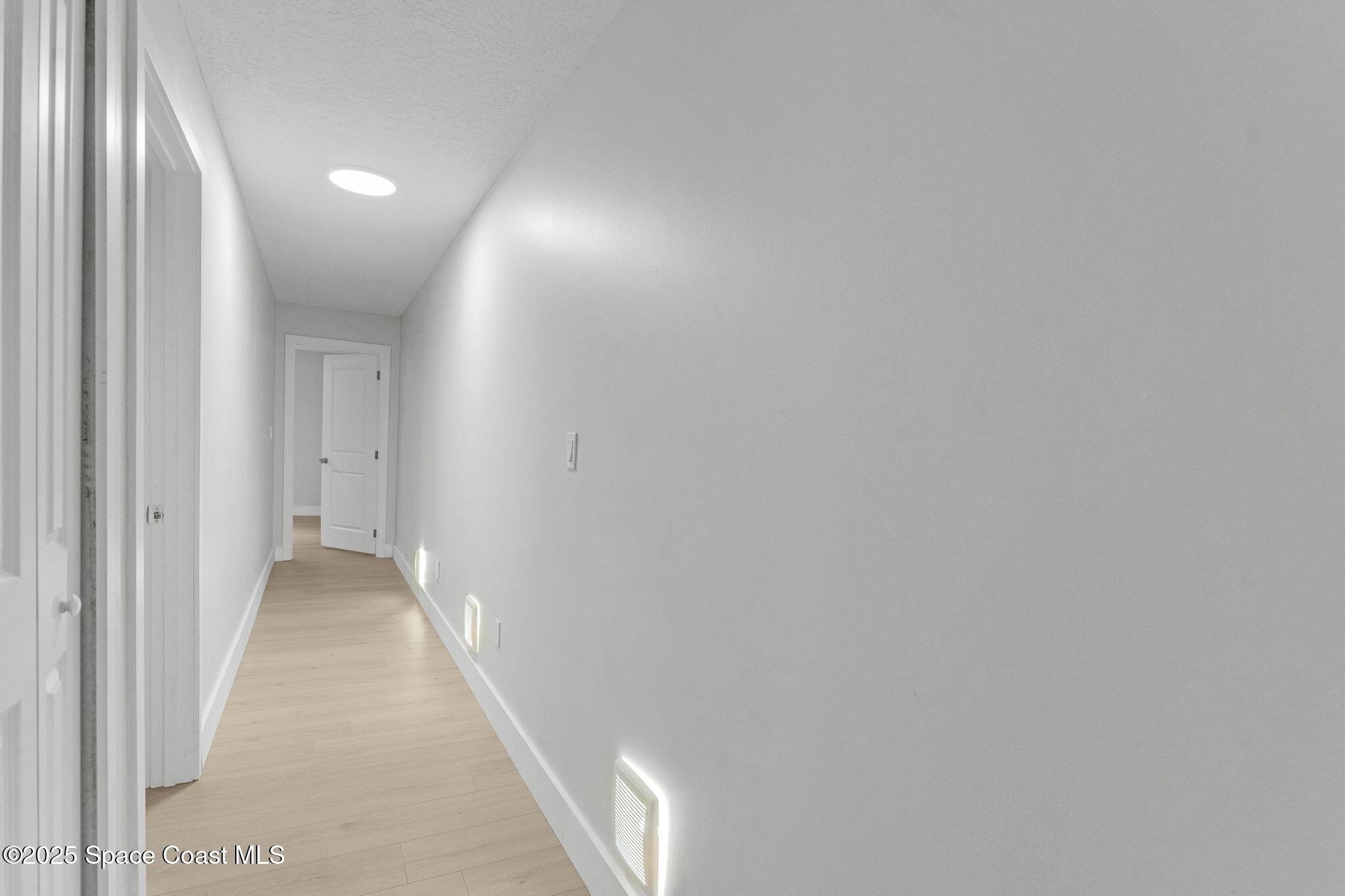 1596 Farnsworth Avenue, Grant-Valkaria