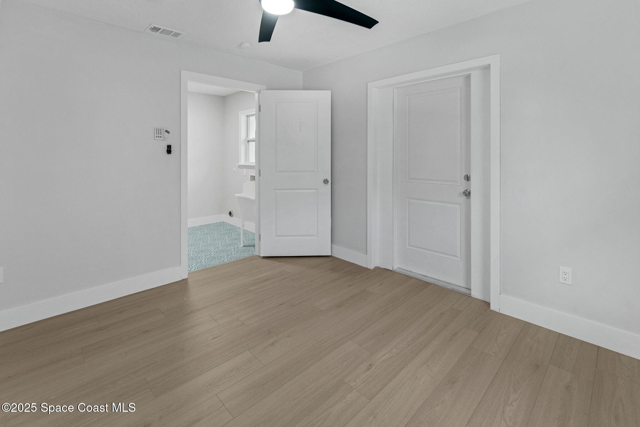 1596 Farnsworth Avenue, Grant-Valkaria