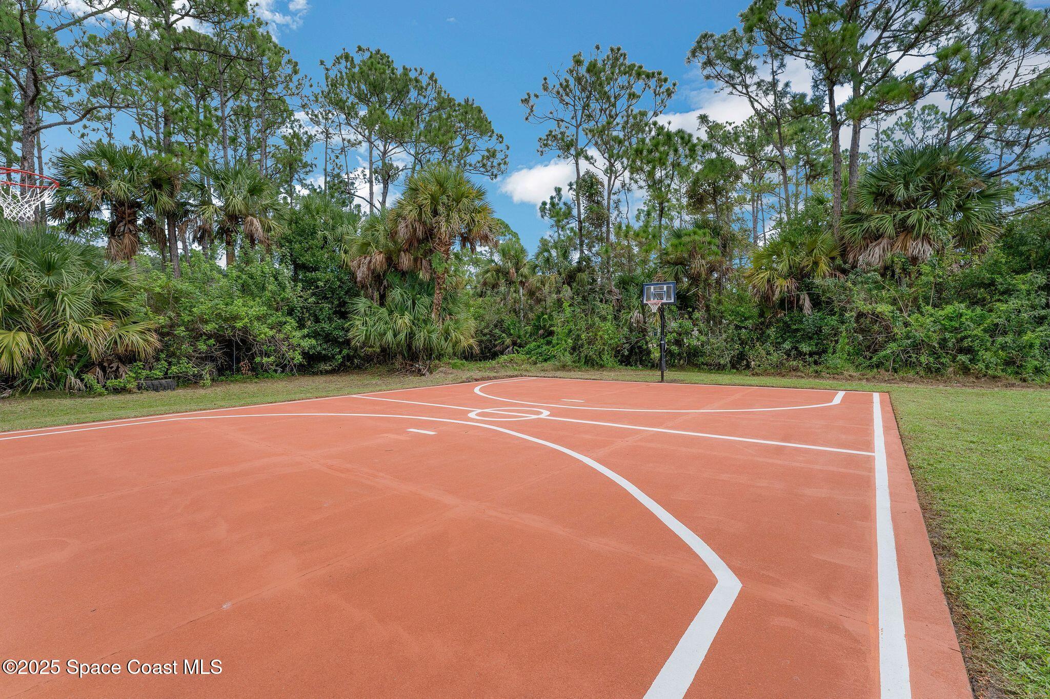 1596 Farnsworth Avenue, Grant-Valkaria