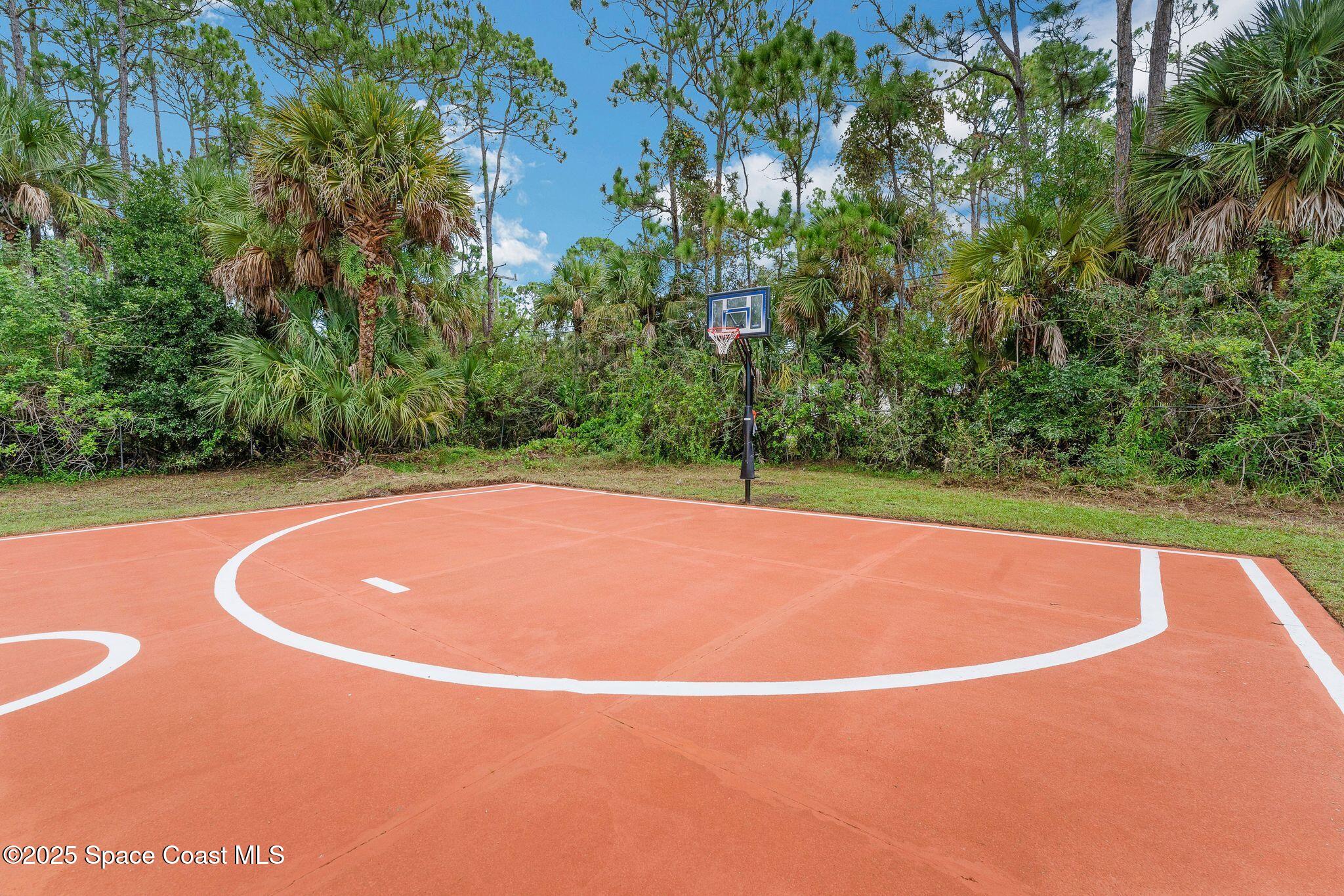 1596 Farnsworth Avenue, Grant-Valkaria