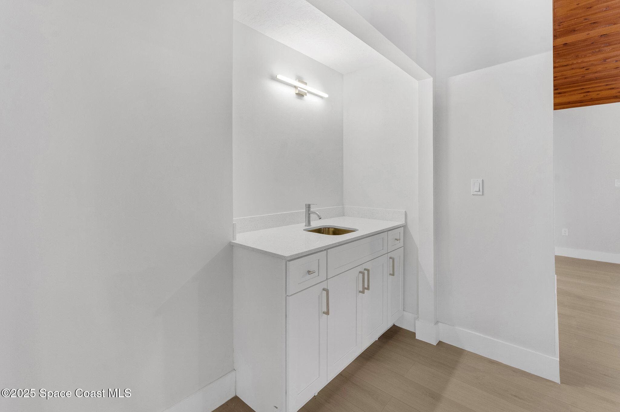 1596 Farnsworth Avenue, Grant-Valkaria