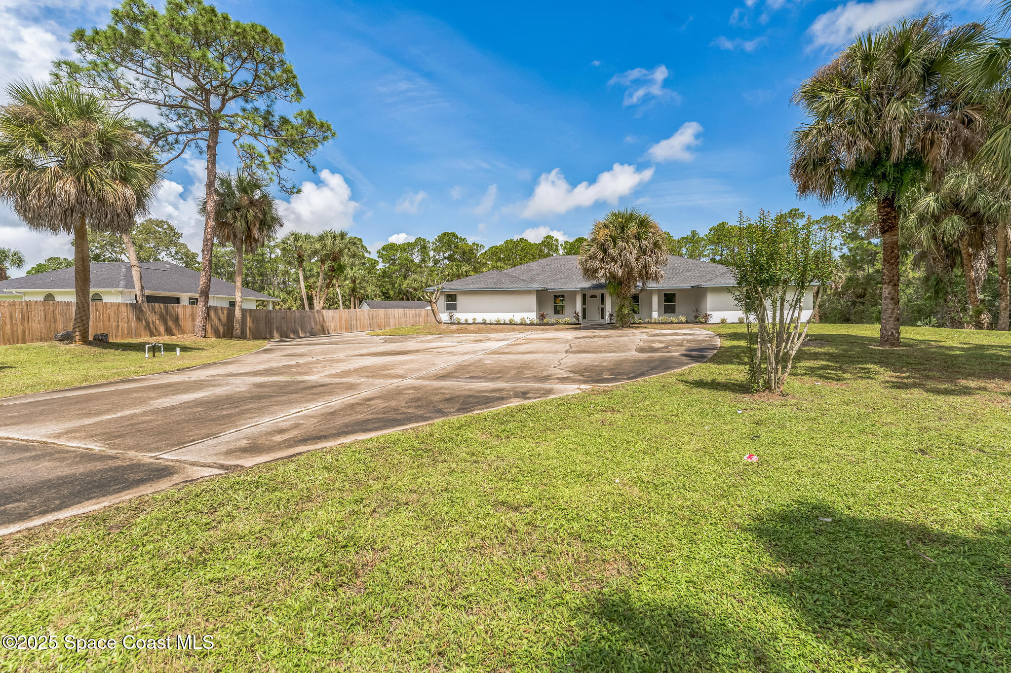 1596 Farnsworth Avenue, Grant-Valkaria