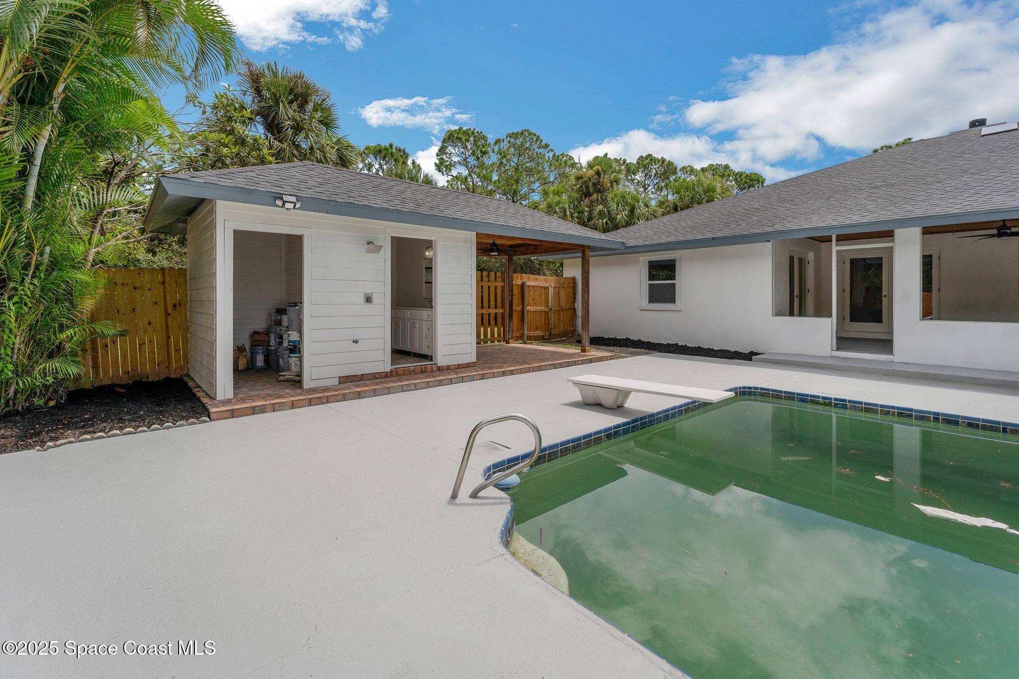 1596 Farnsworth Avenue, Grant-Valkaria