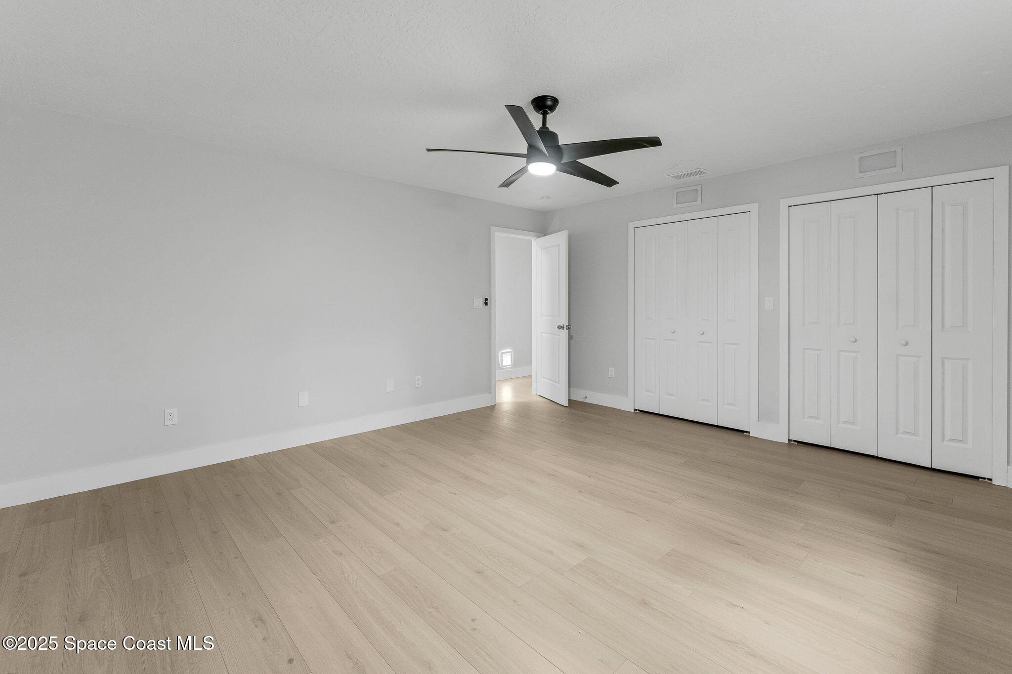 1596 Farnsworth Avenue, Grant-Valkaria