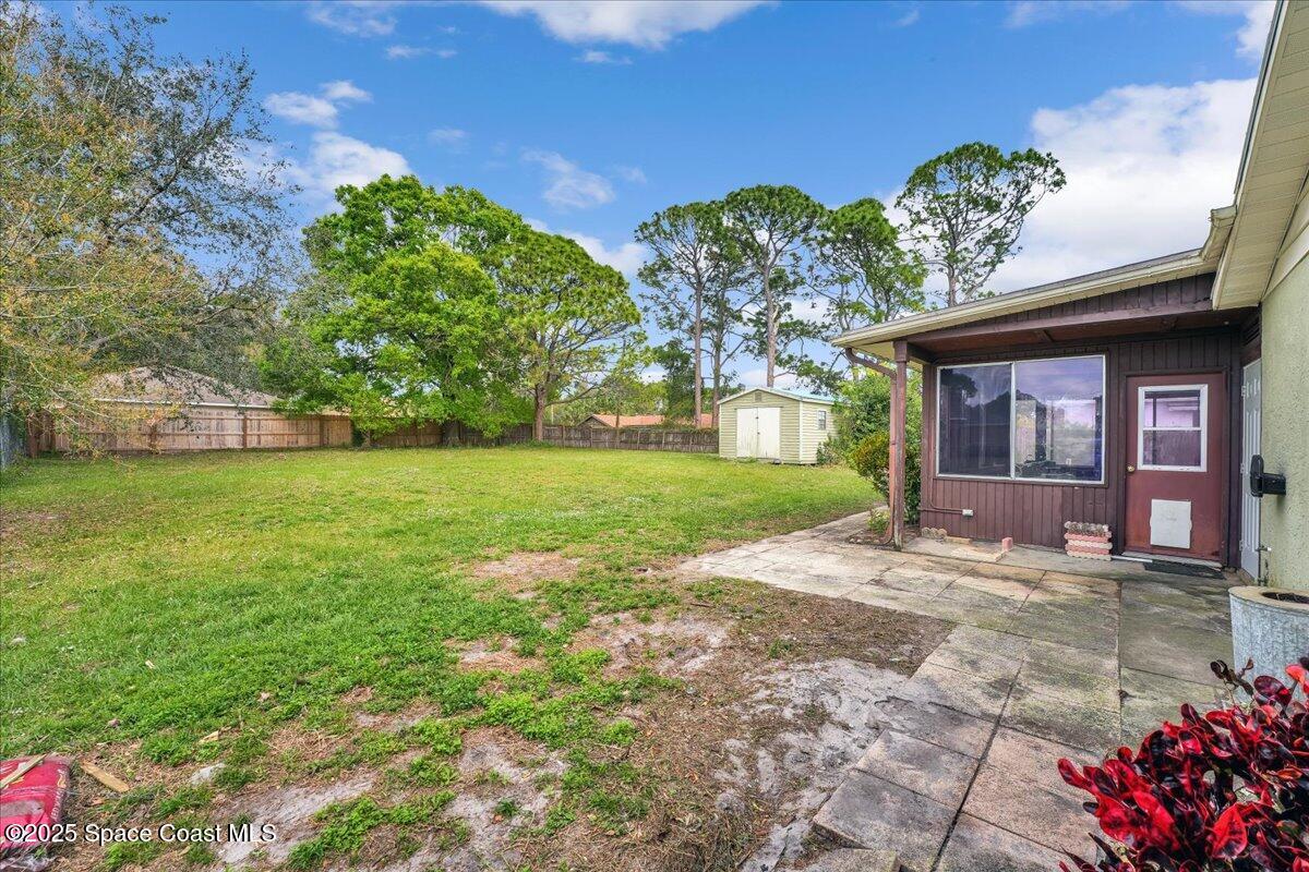 927 Braganza Avenue SE