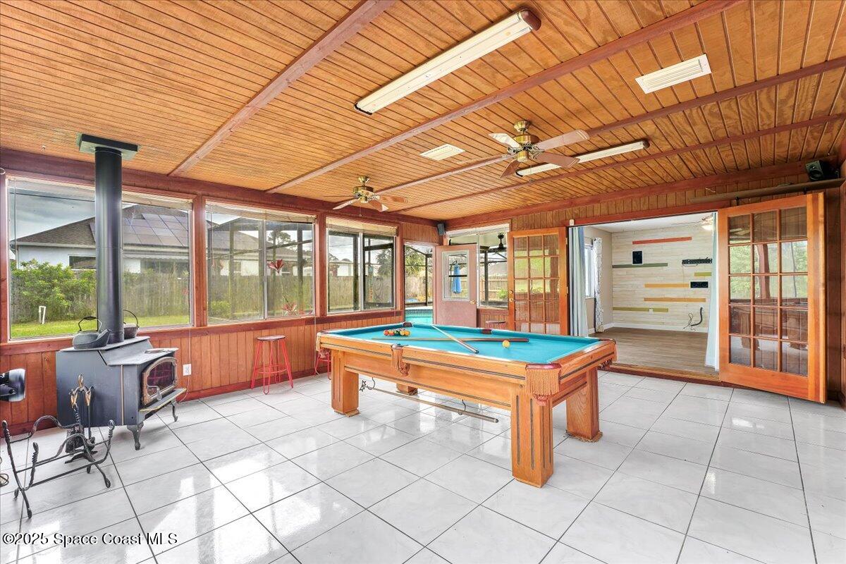 927 Braganza Avenue SE