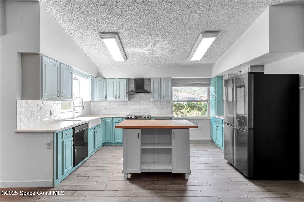 927 Braganza Avenue SE