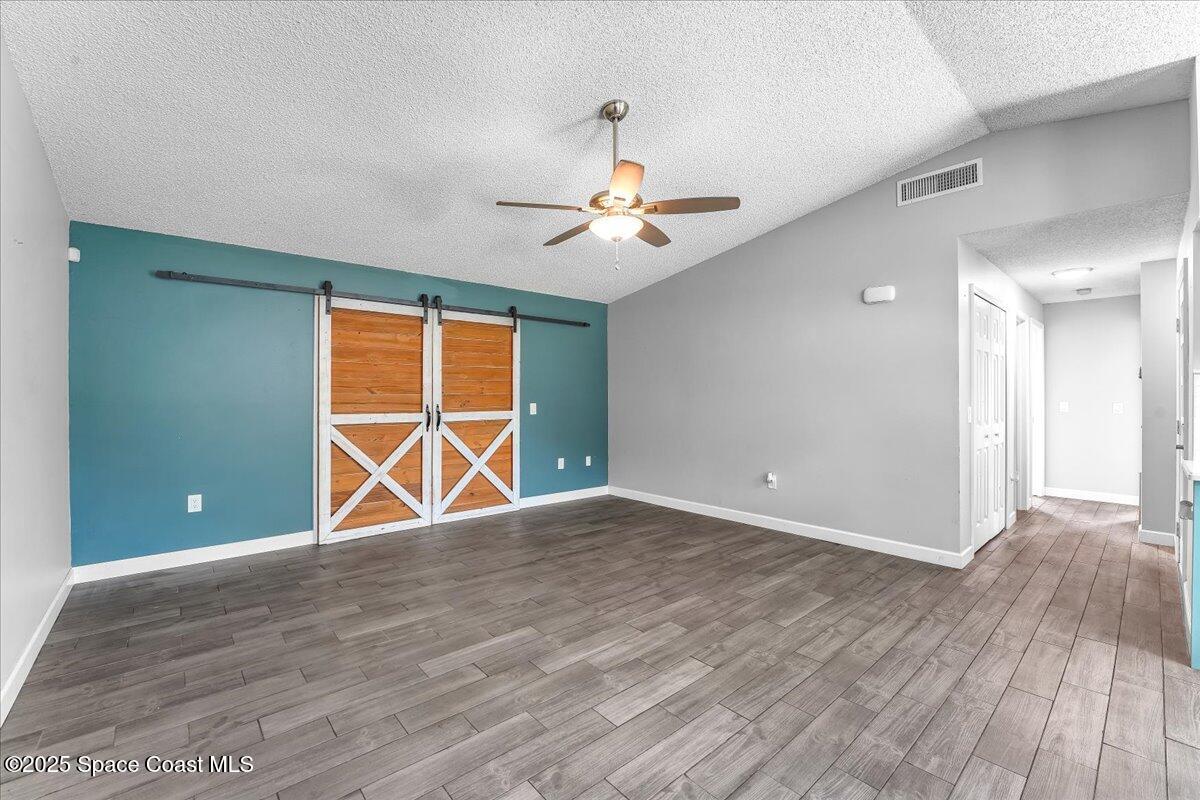 927 Braganza Avenue SE