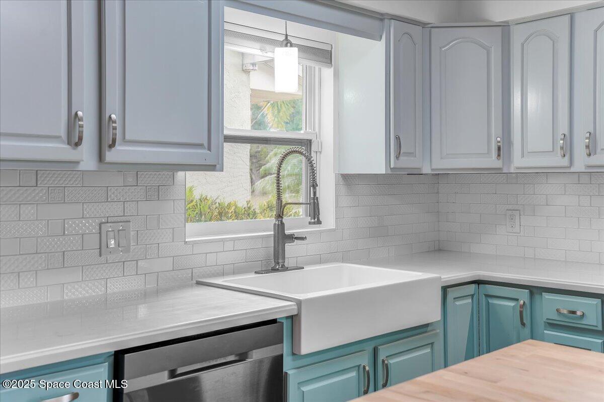 927 Braganza Avenue SE