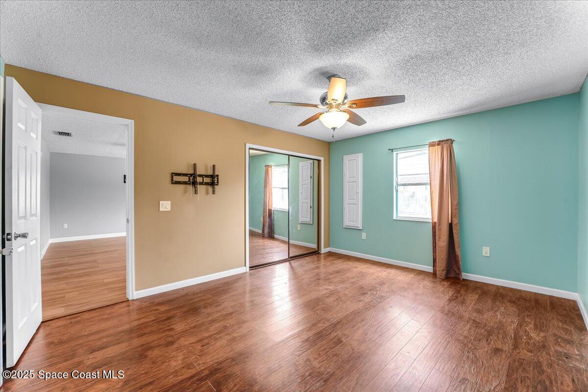 927 Braganza Avenue SE