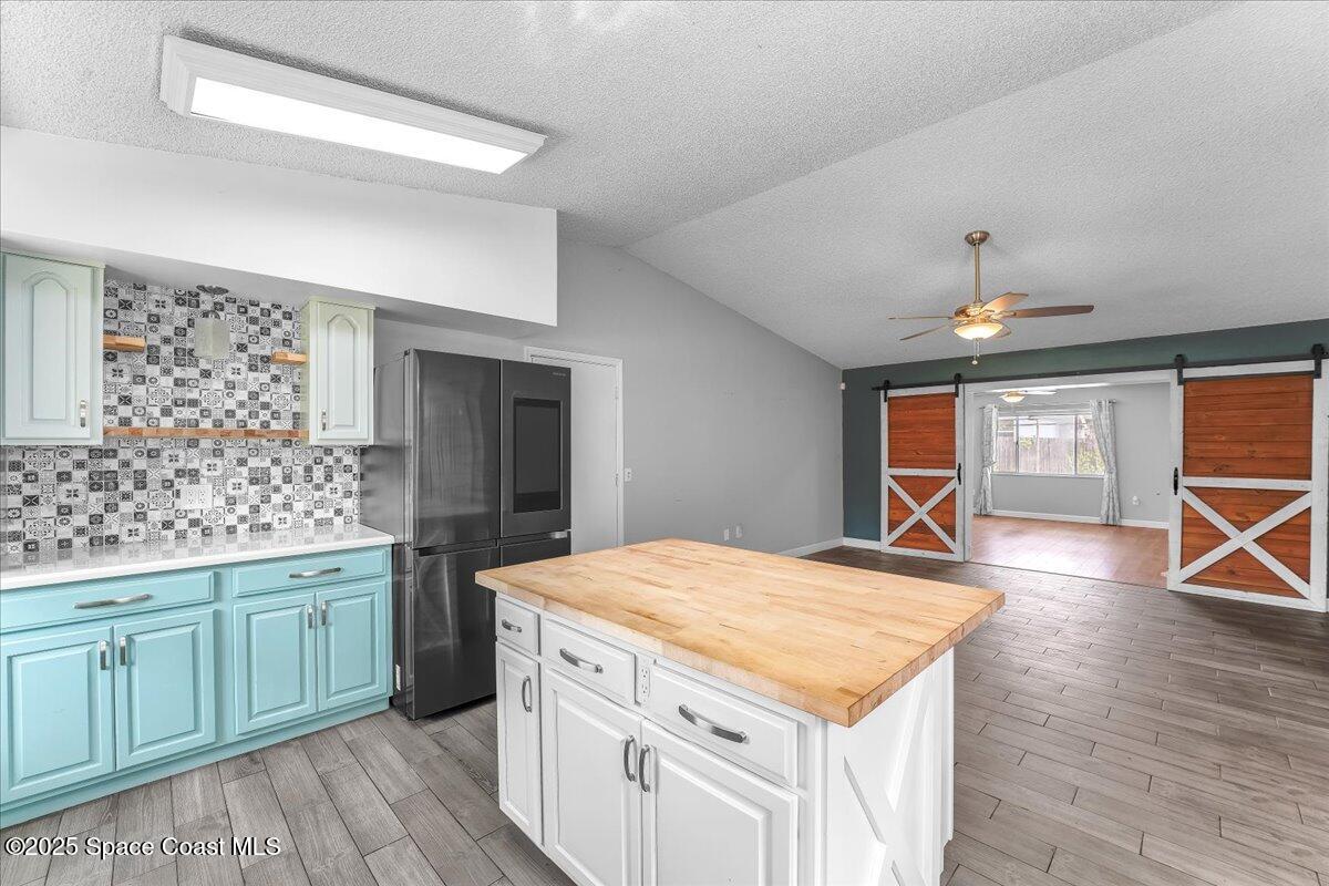 927 Braganza Avenue SE