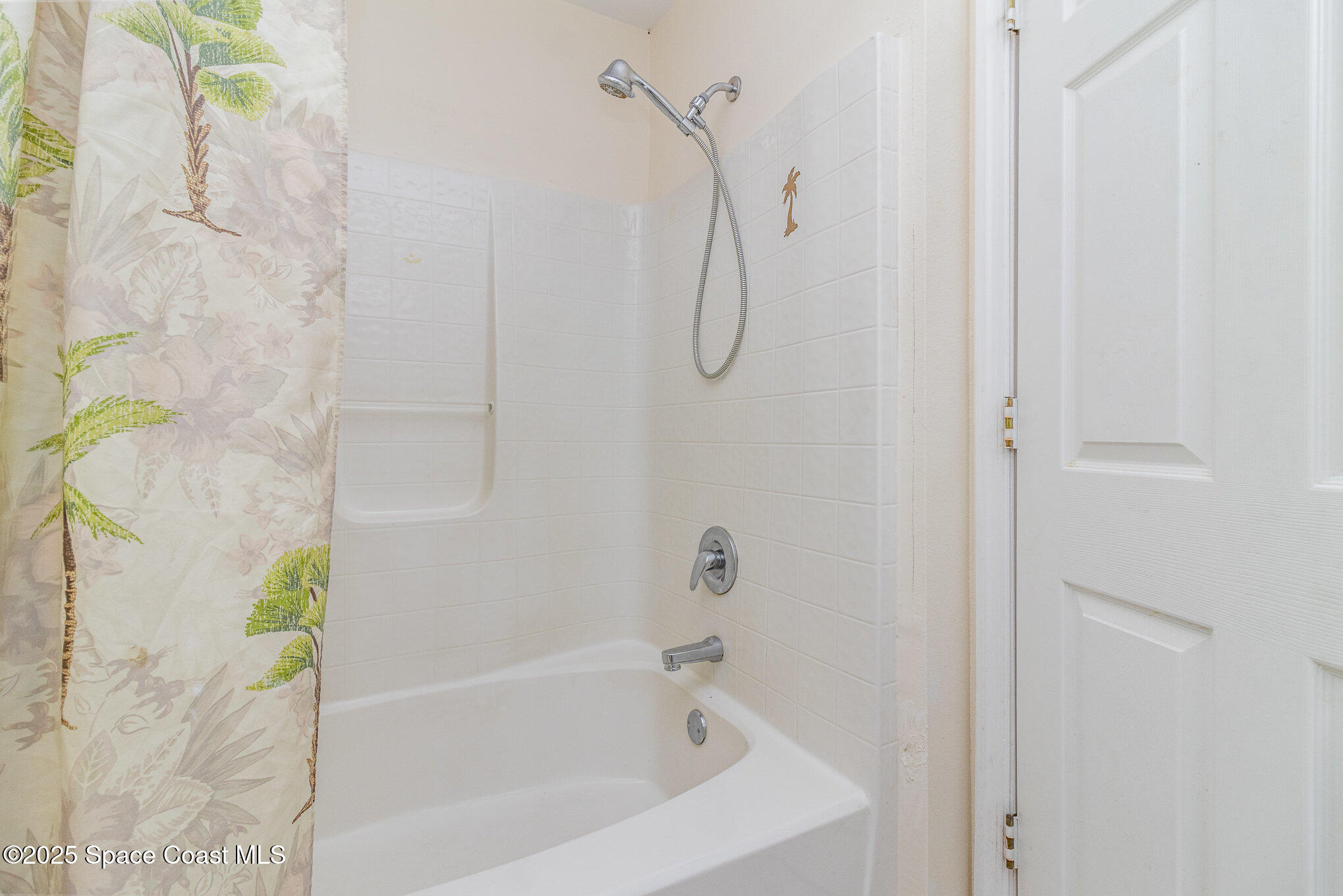 1759 Hazelton Street NW